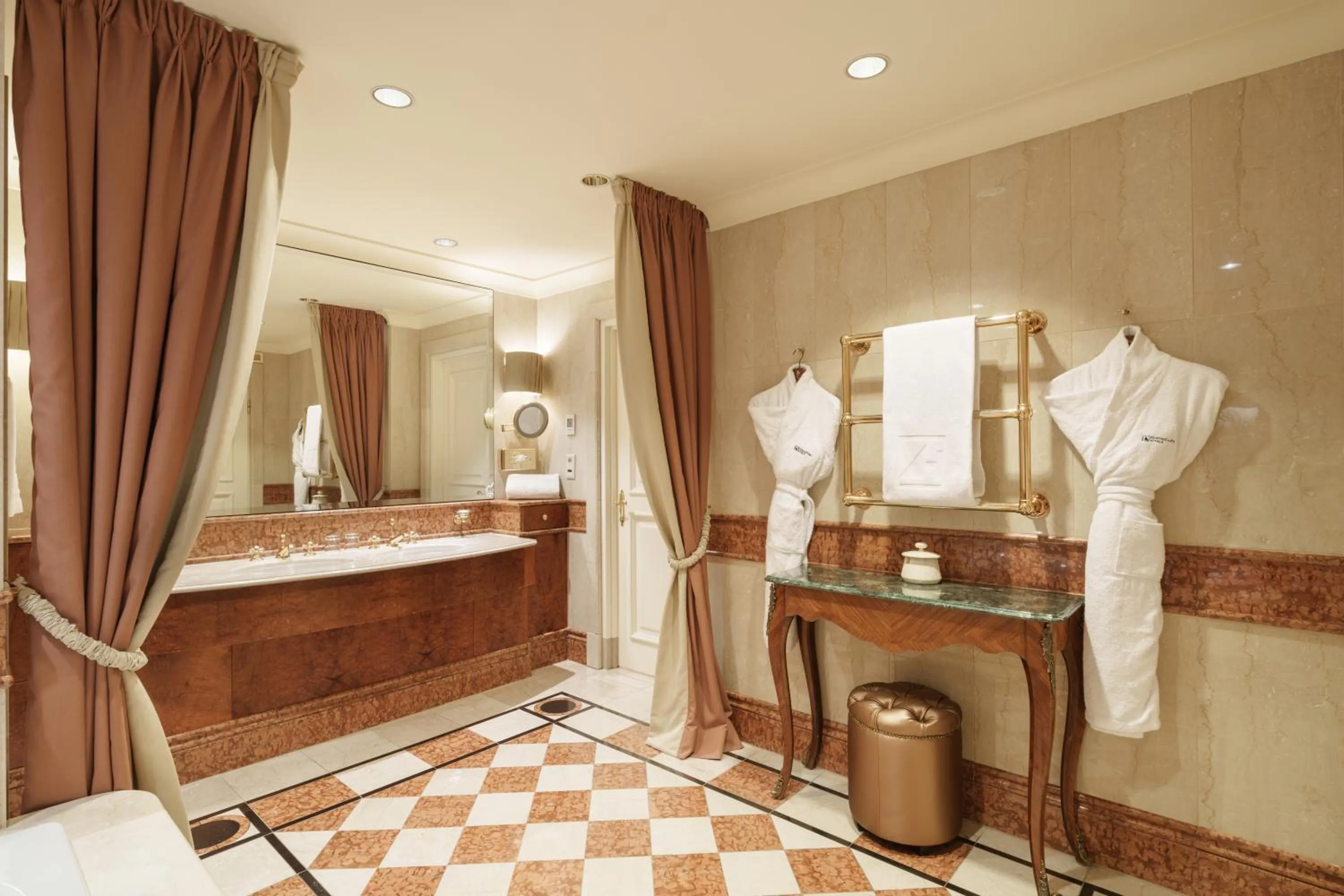 Bathroom in Eurostars Grand Hotel Wien