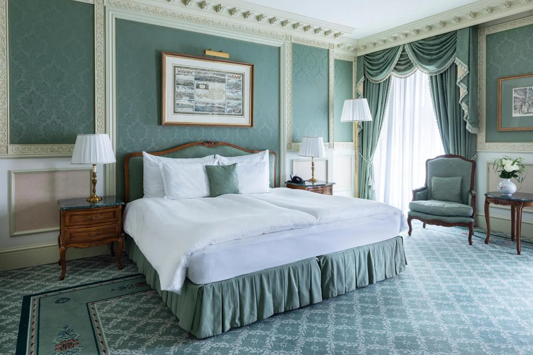 Bed in Eurostars Grand Hotel Wien