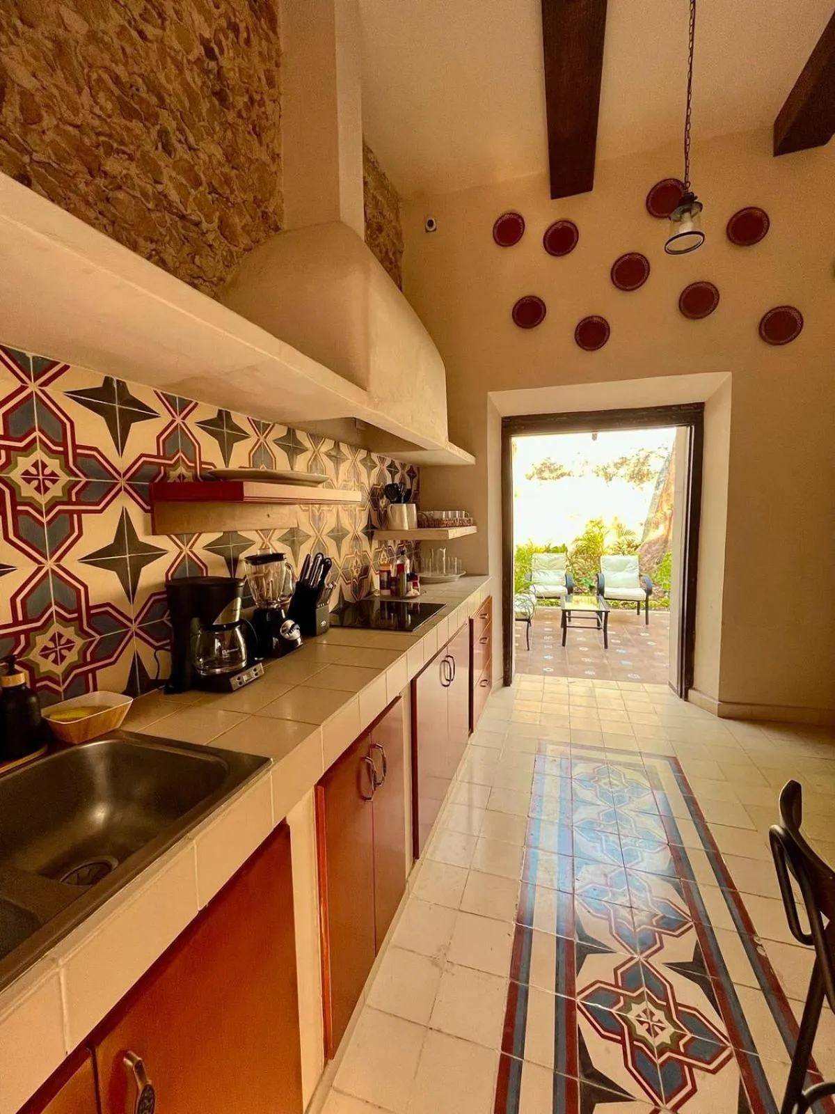 Kitchen or kitchenette in Hotel & Hostal Boutique Casa Garza