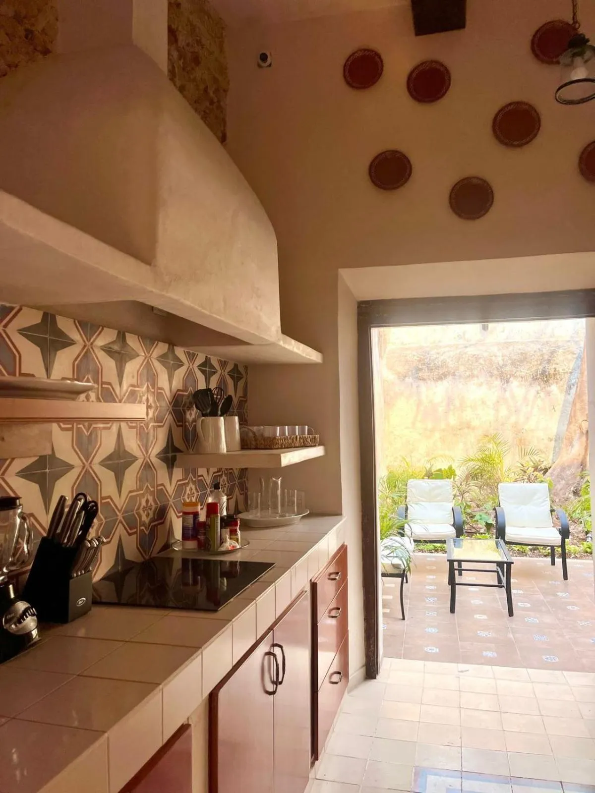 Kitchen or kitchenette in Hotel & Hostal Boutique Casa Garza