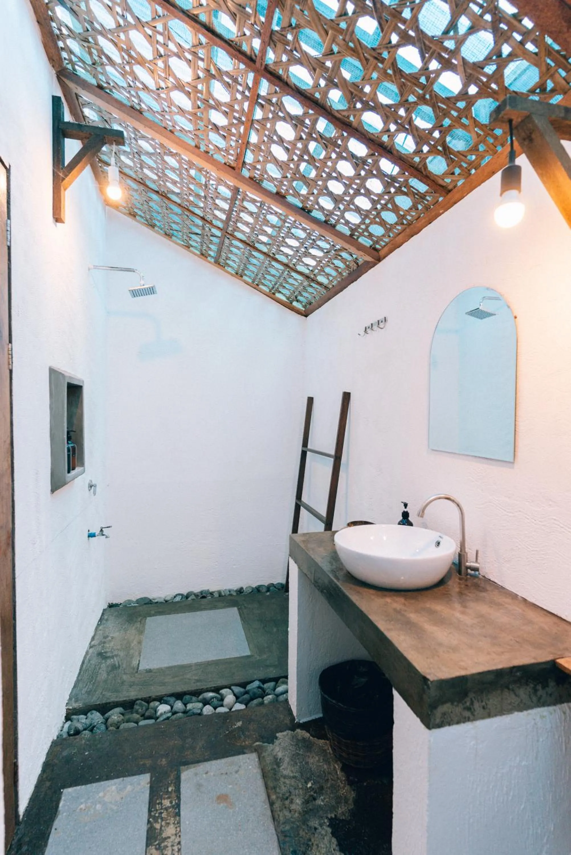 Bathroom in Himaya