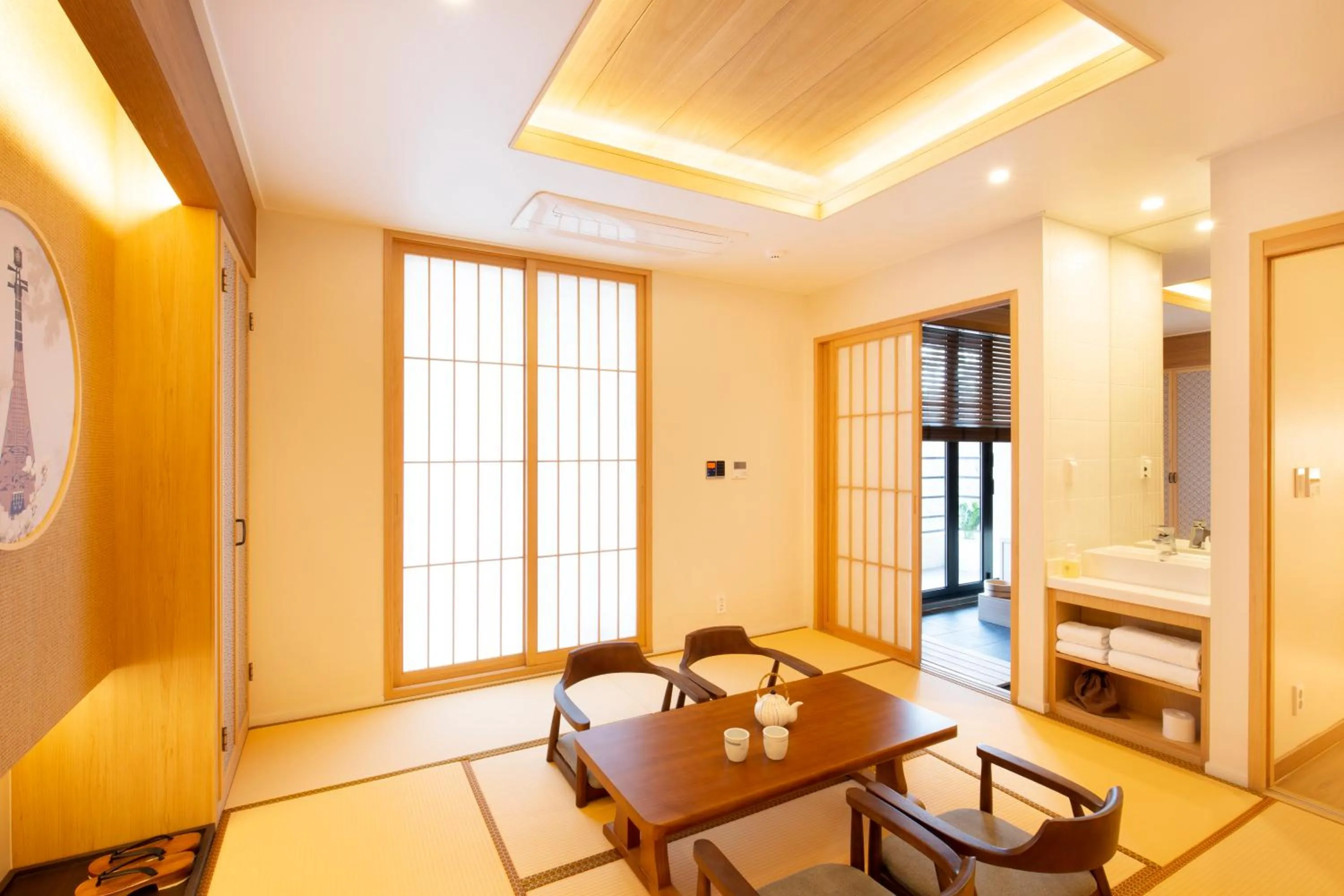 Living room in Tomonoya Hotel and Ryokan Gyeongju