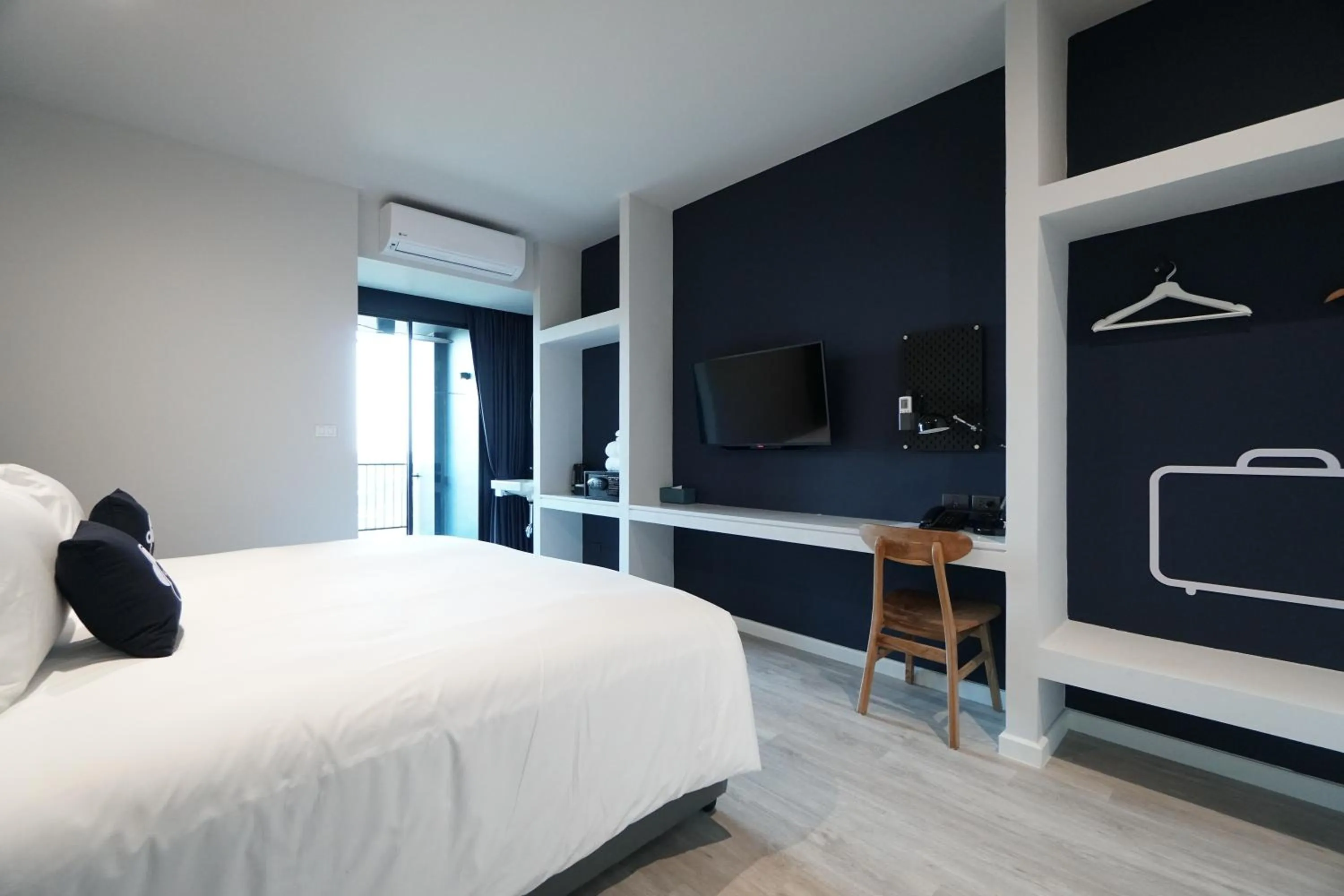 Bedroom, Bed in Blu Monkey Hub and Hotel Chanthaburi