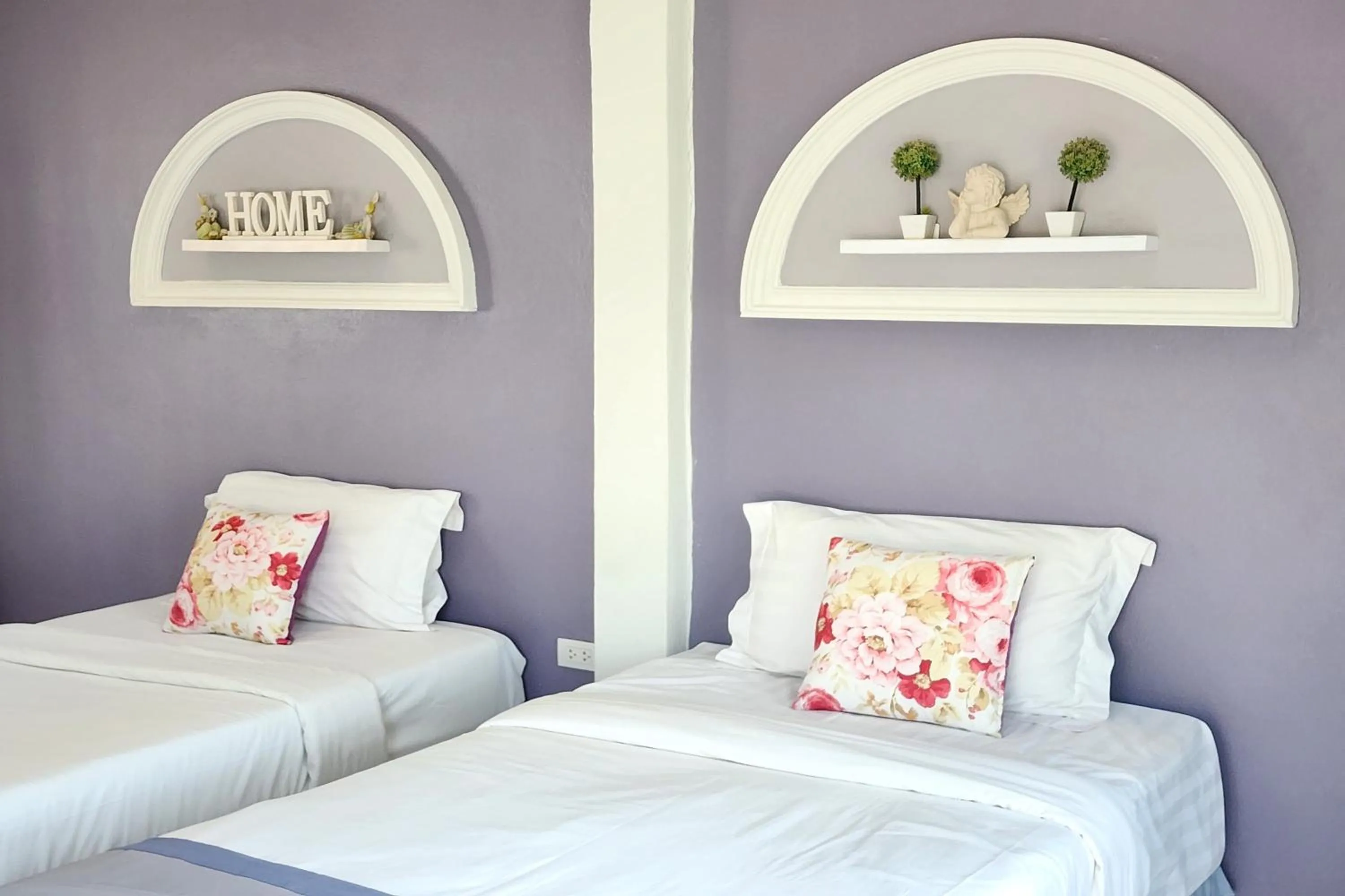 Bedroom, Bed in See Sky Resort