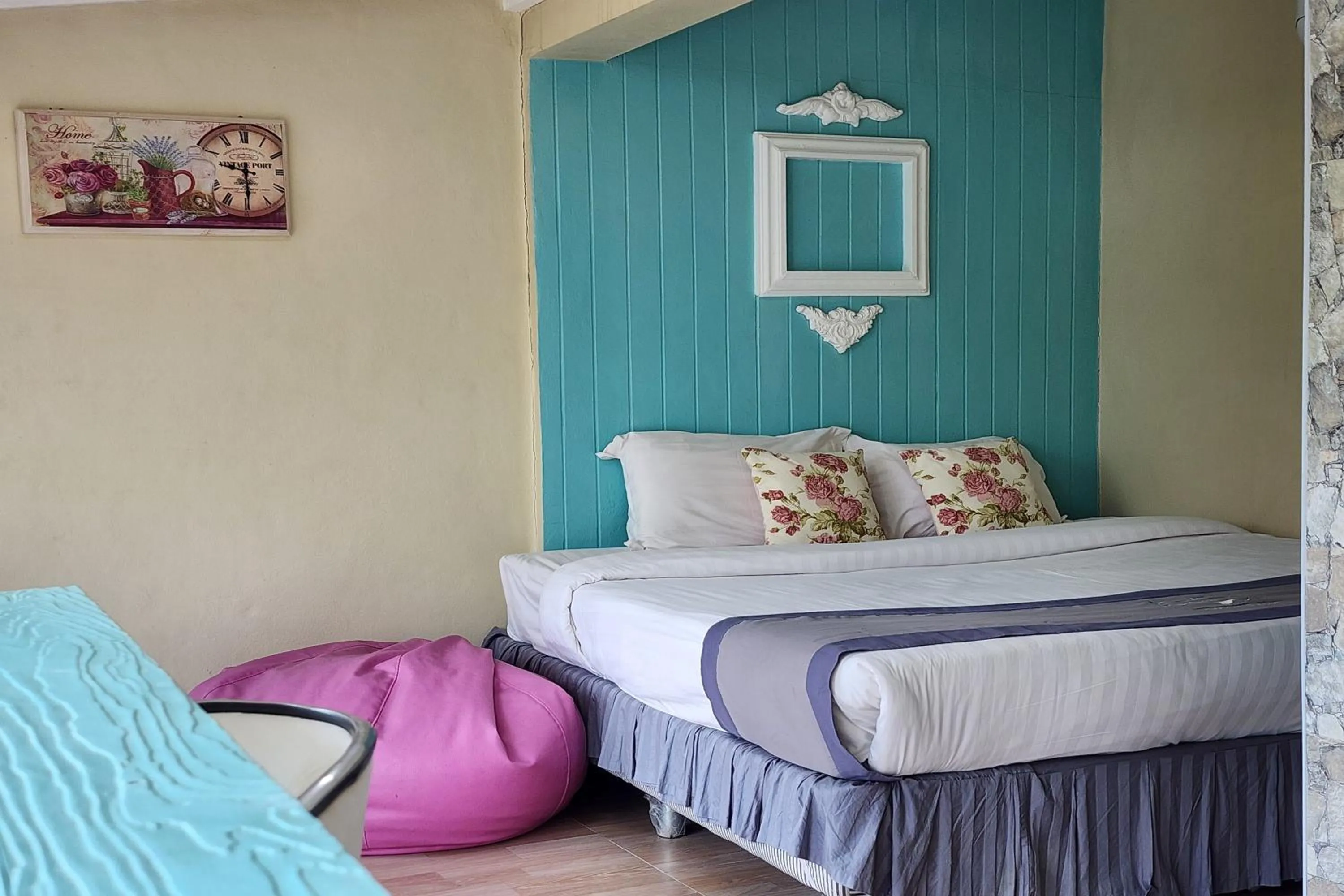 Bedroom, Bed in See Sky Resort