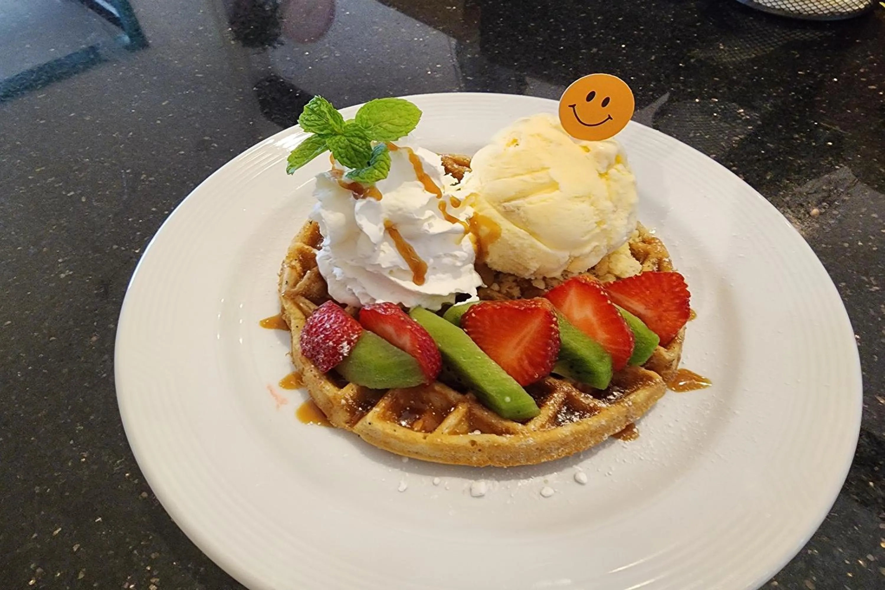 Food in See Sky Resort