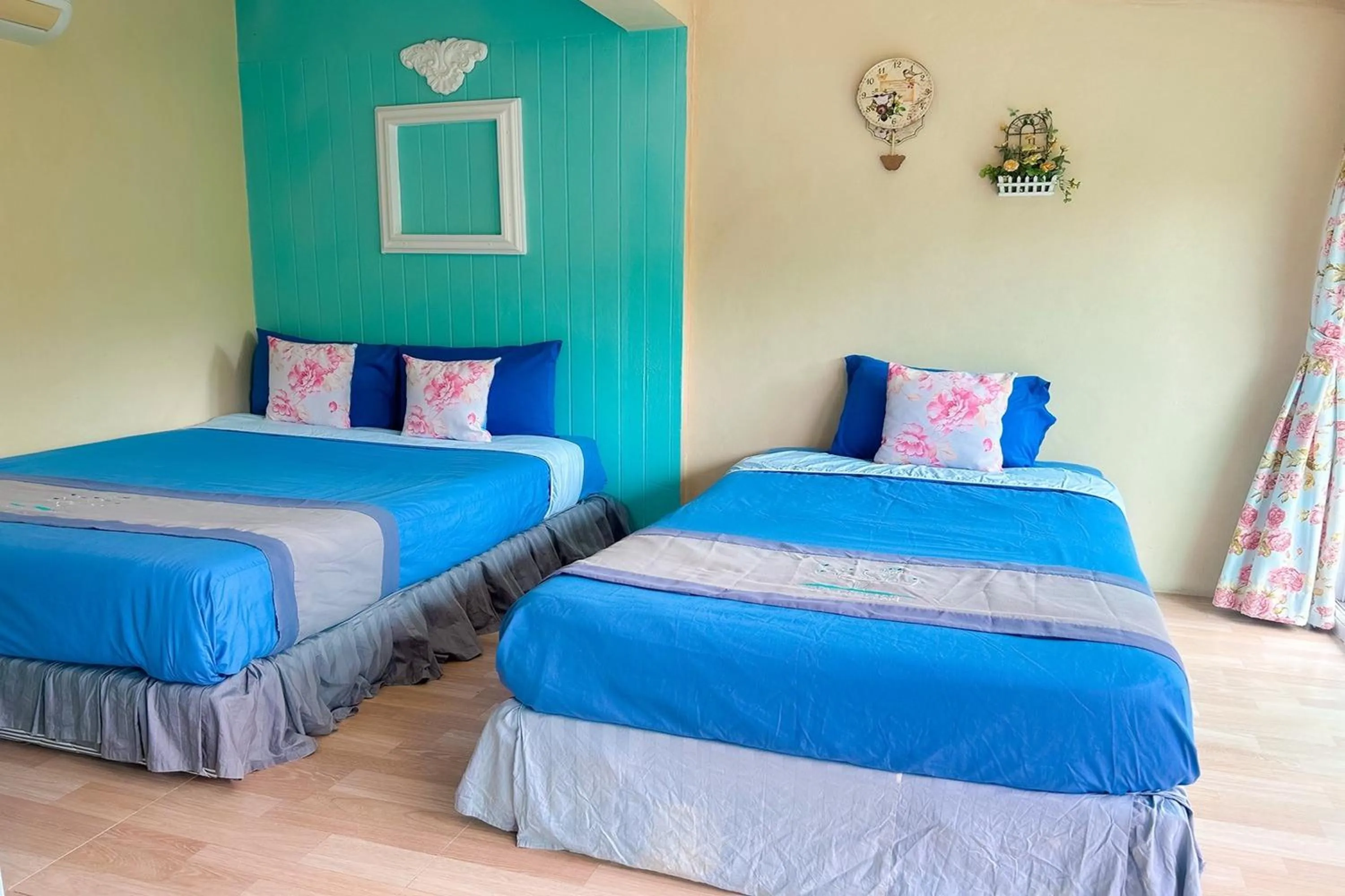 Bed in See Sky Resort