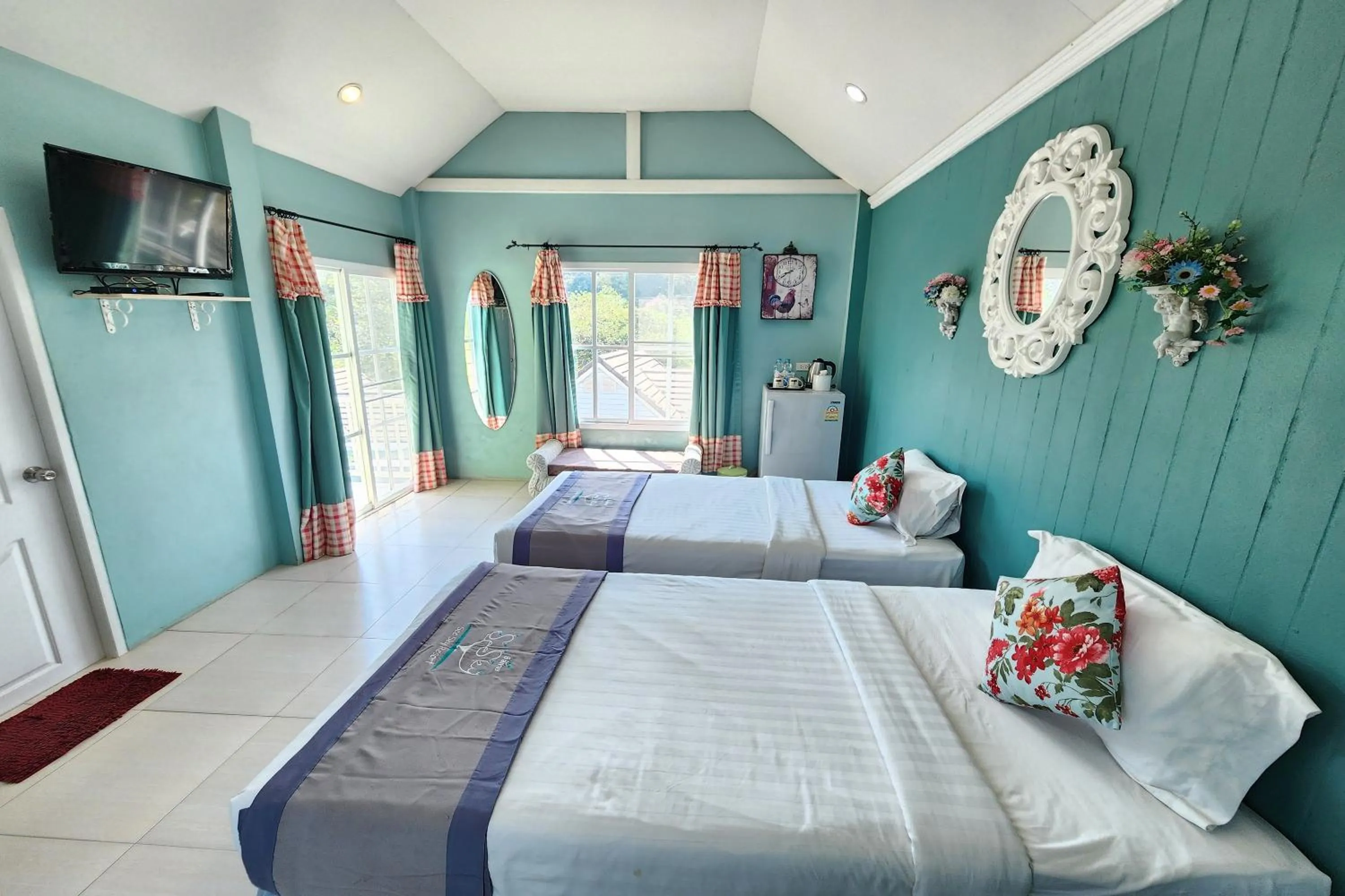 Bed in See Sky Resort