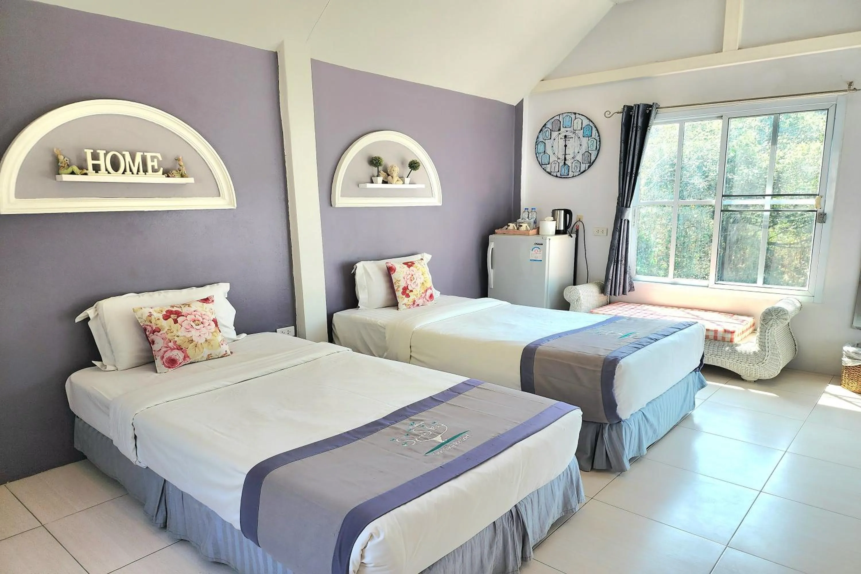 Bedroom, Bed in See Sky Resort