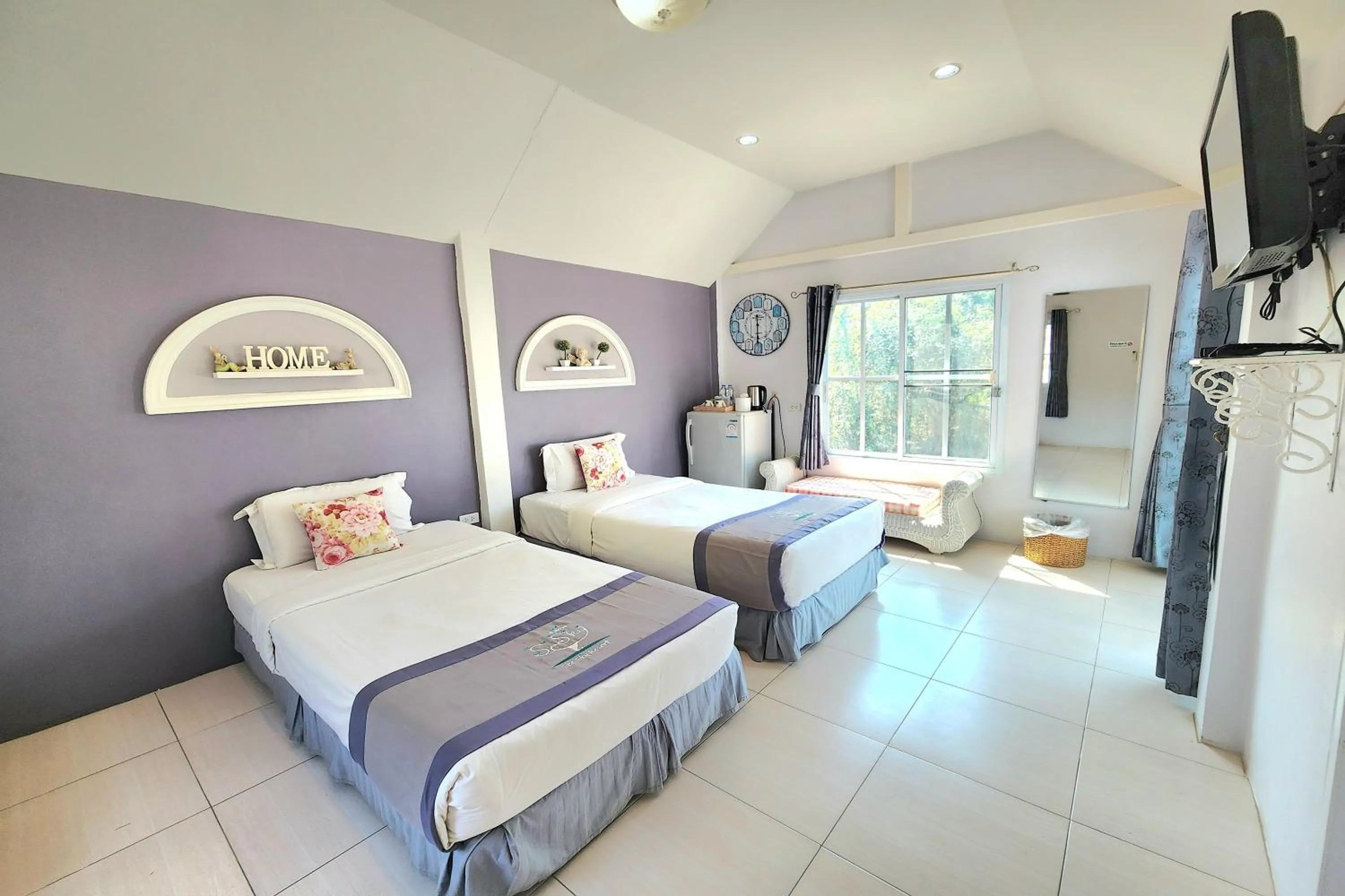 Bed in See Sky Resort