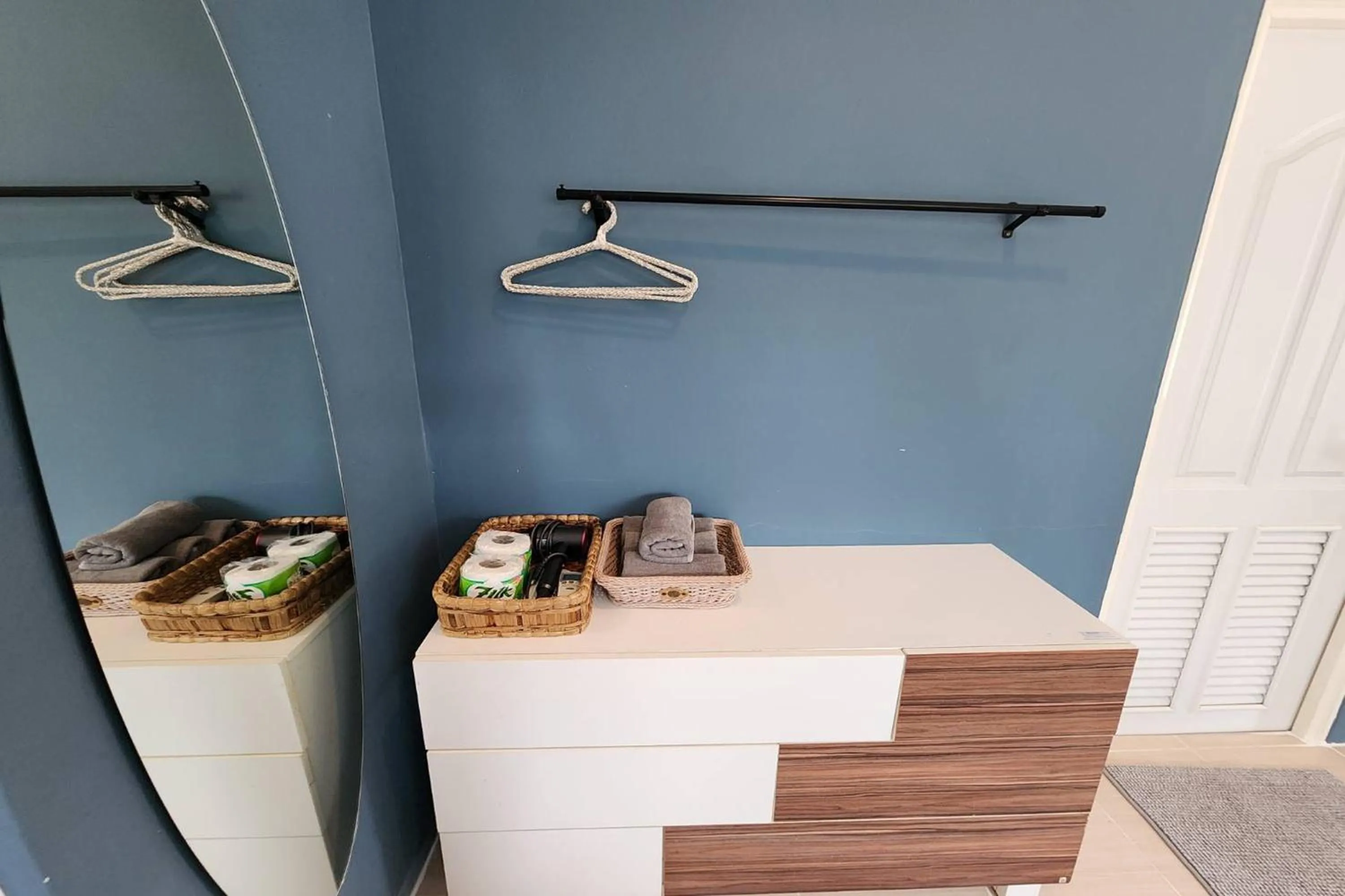 wardrobe in See Sky Resort