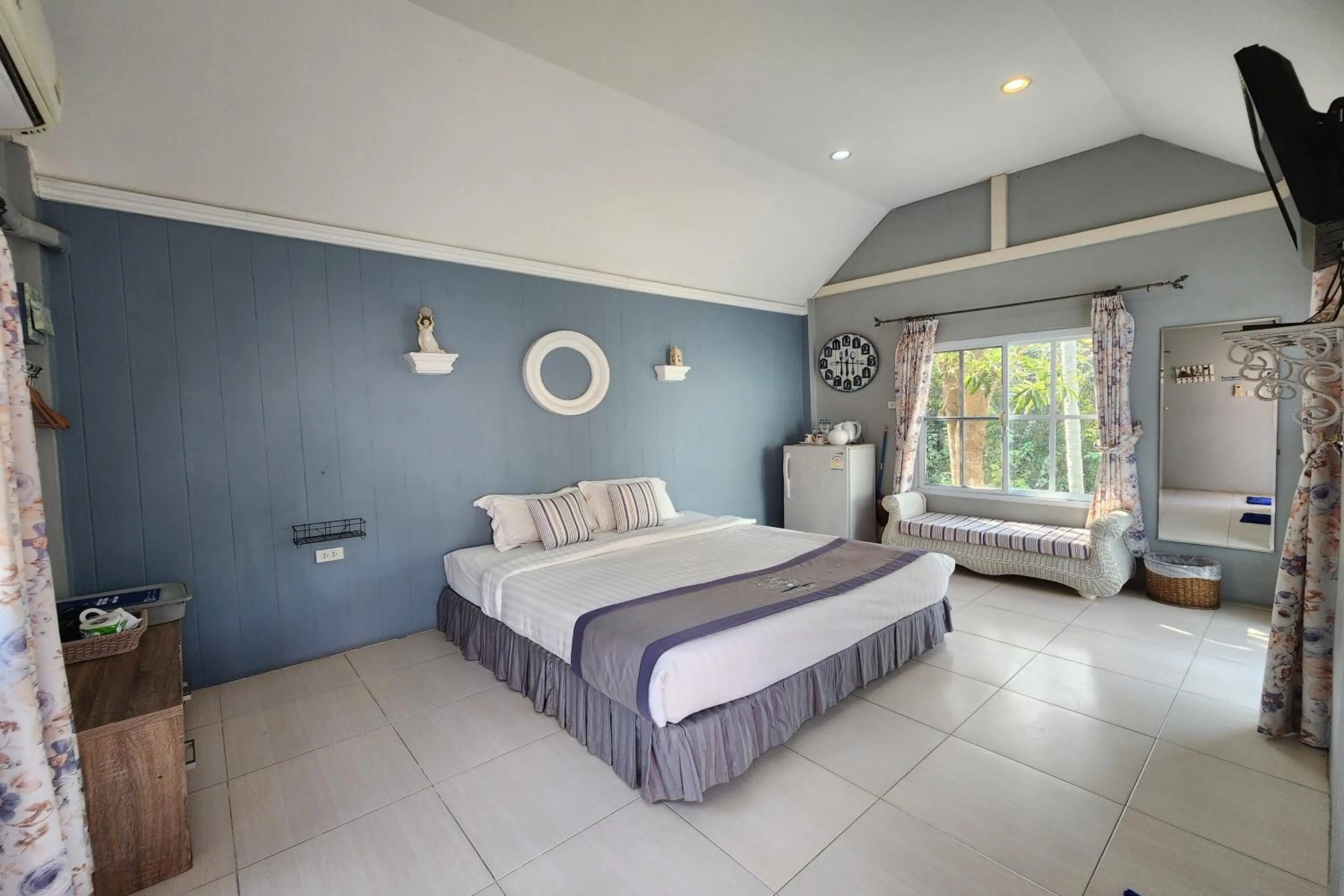 Bed in See Sky Resort