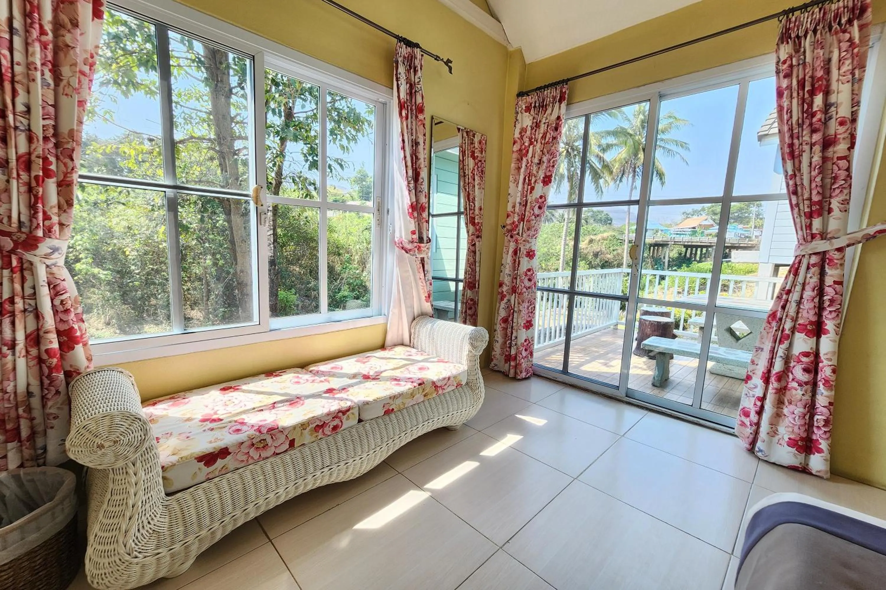 Balcony/Terrace in See Sky Resort