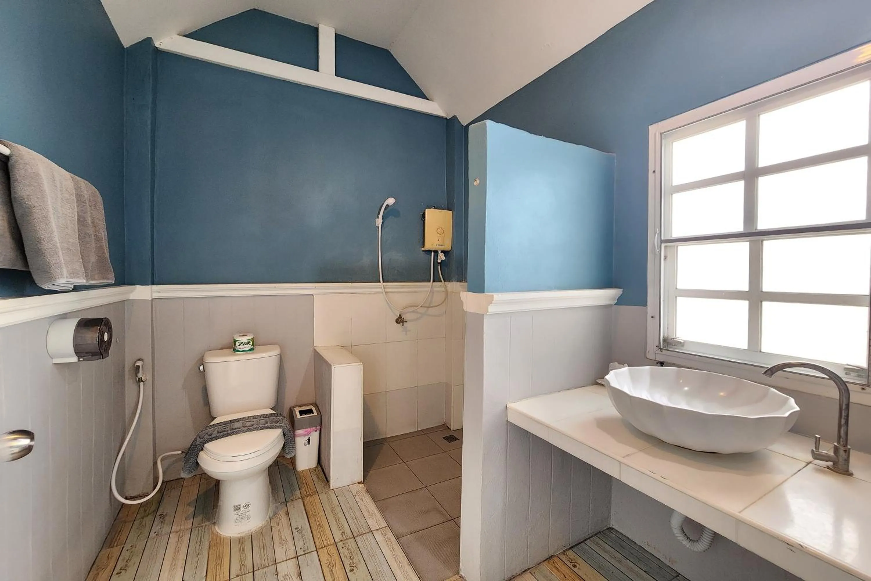 Bathroom in See Sky Resort