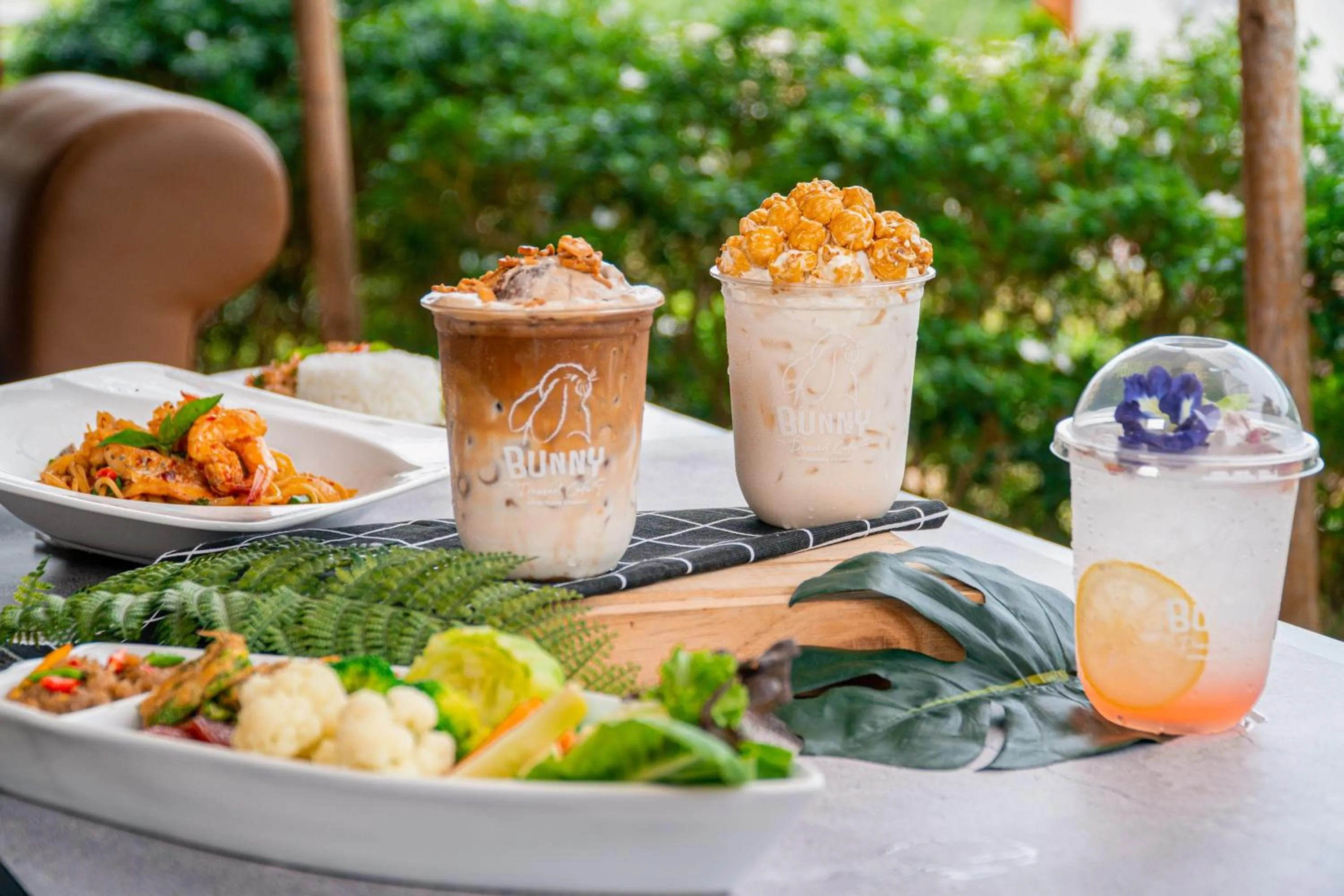 Food in See Sky Resort