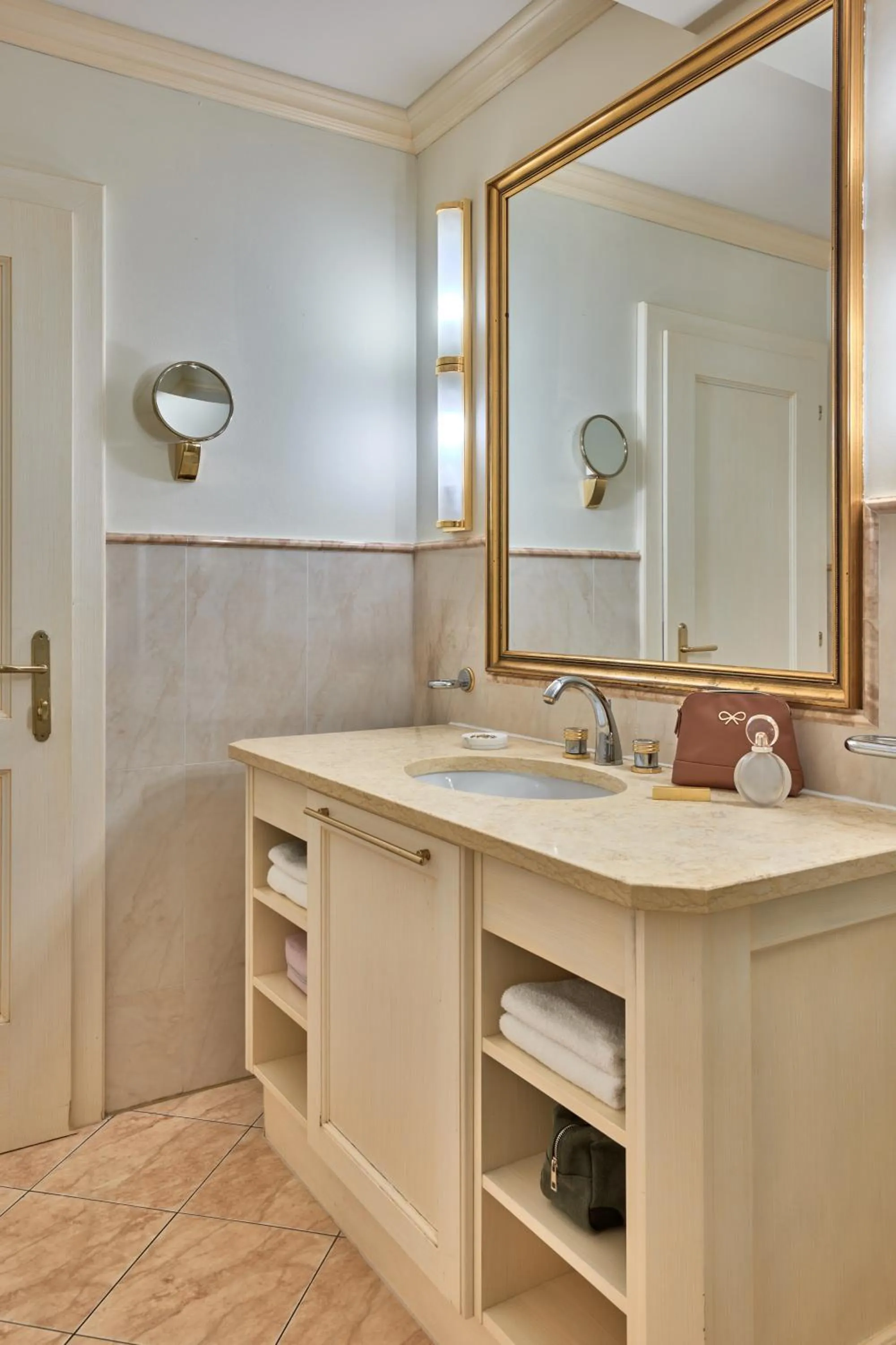 Bathroom in Falkensteiner Aktiv & Familienhotel Cristallo