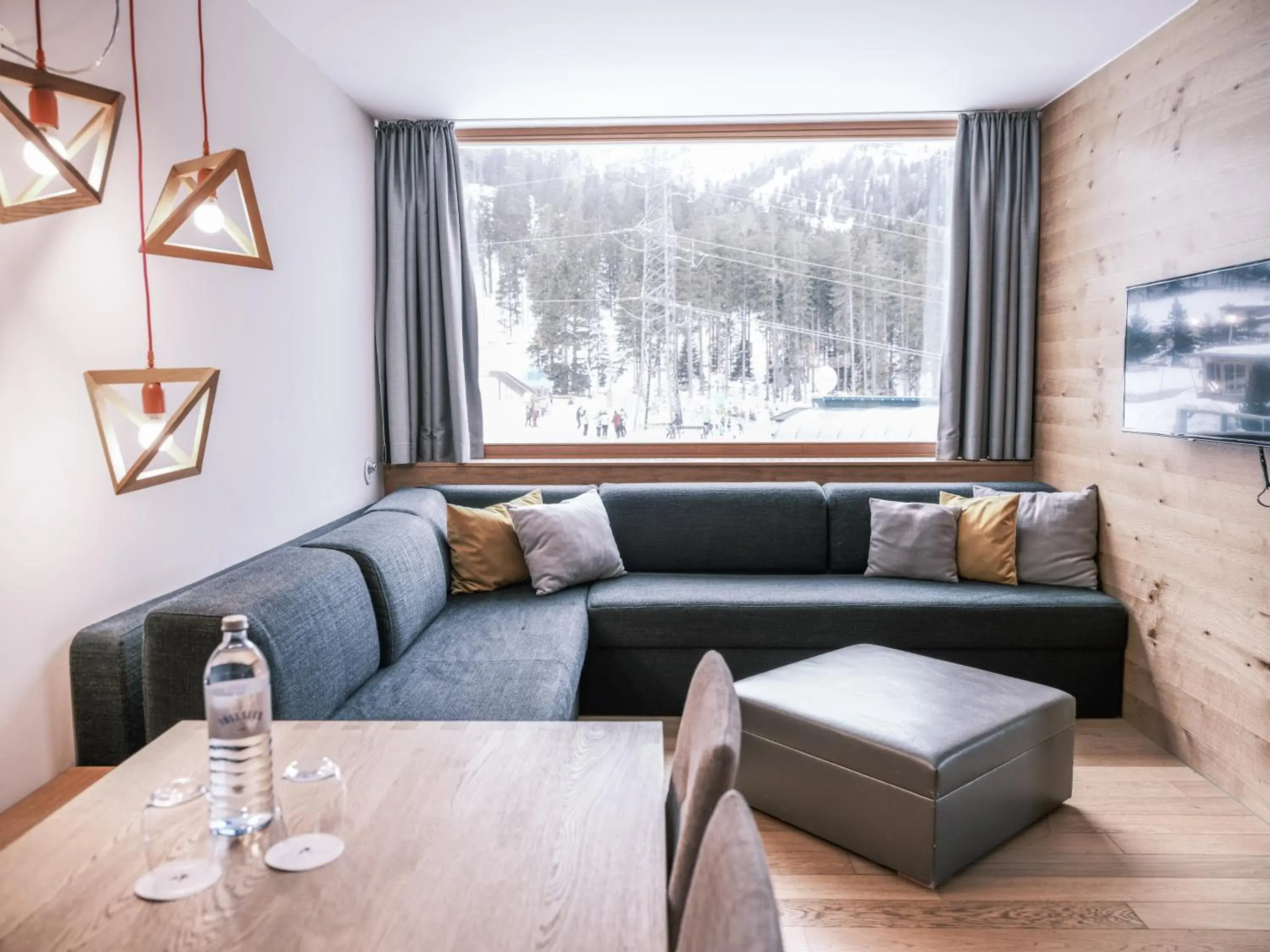 Junior Suite Deluxe (2 Adults + 2 Children in Falkensteiner Hotel Cristallo l 4 Star Superior Junior Suite Deluxe (2 Adults + 2 Children in Falkensteiner Hotel Cristallo l 4 Star Superior