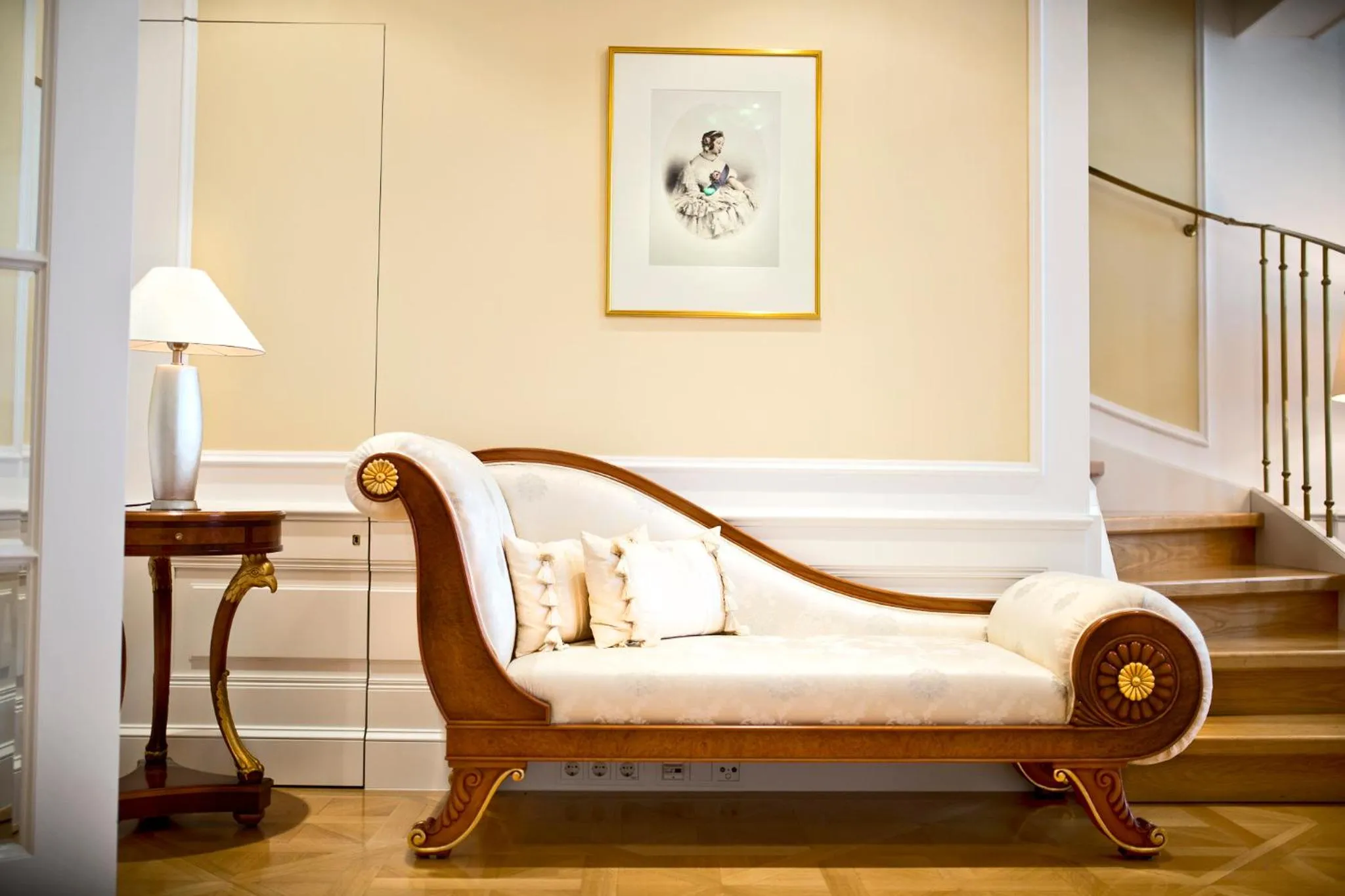 Living room in Palais Coburg Hotel