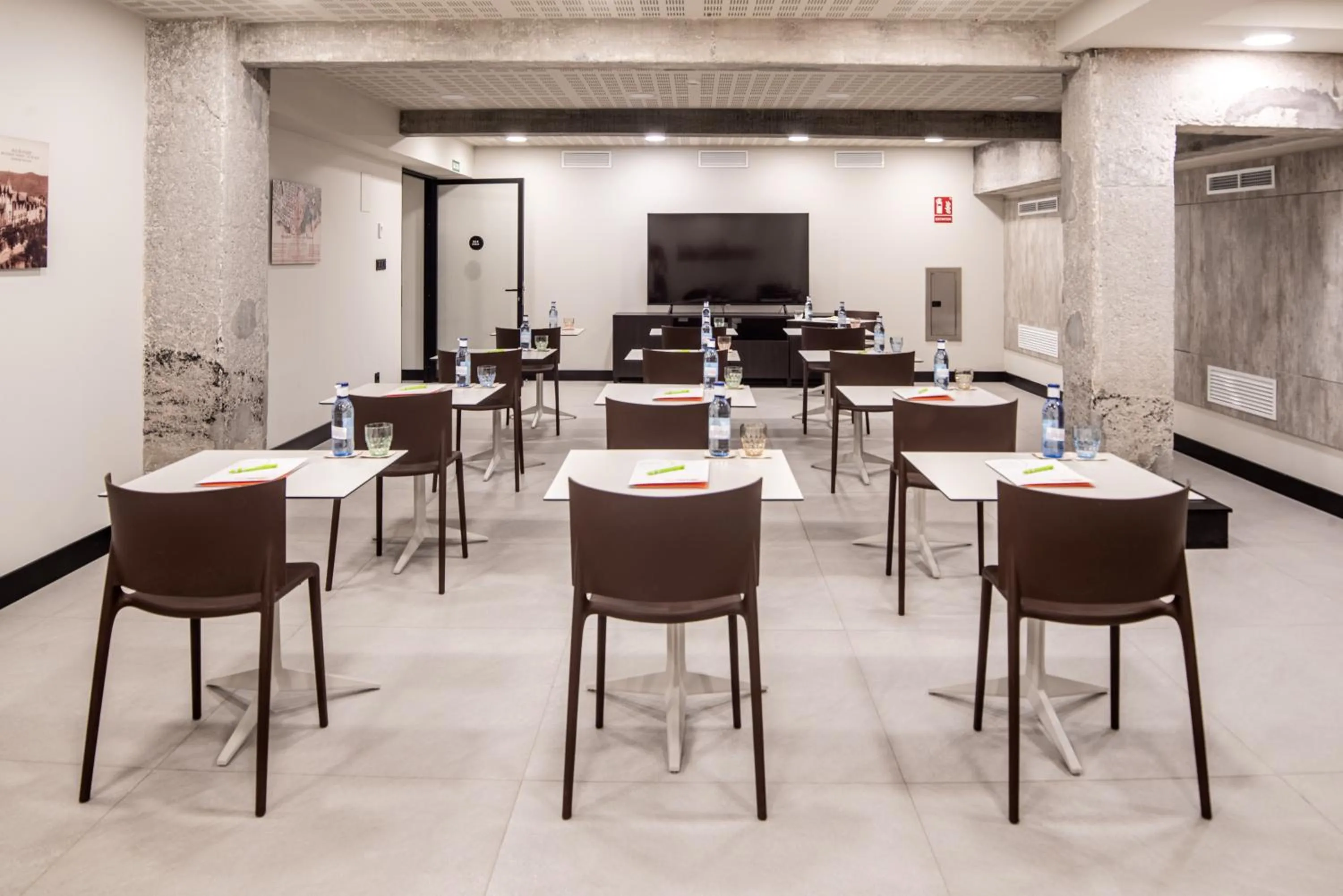 Meeting/conference room in voco Bilbao - City by IHG