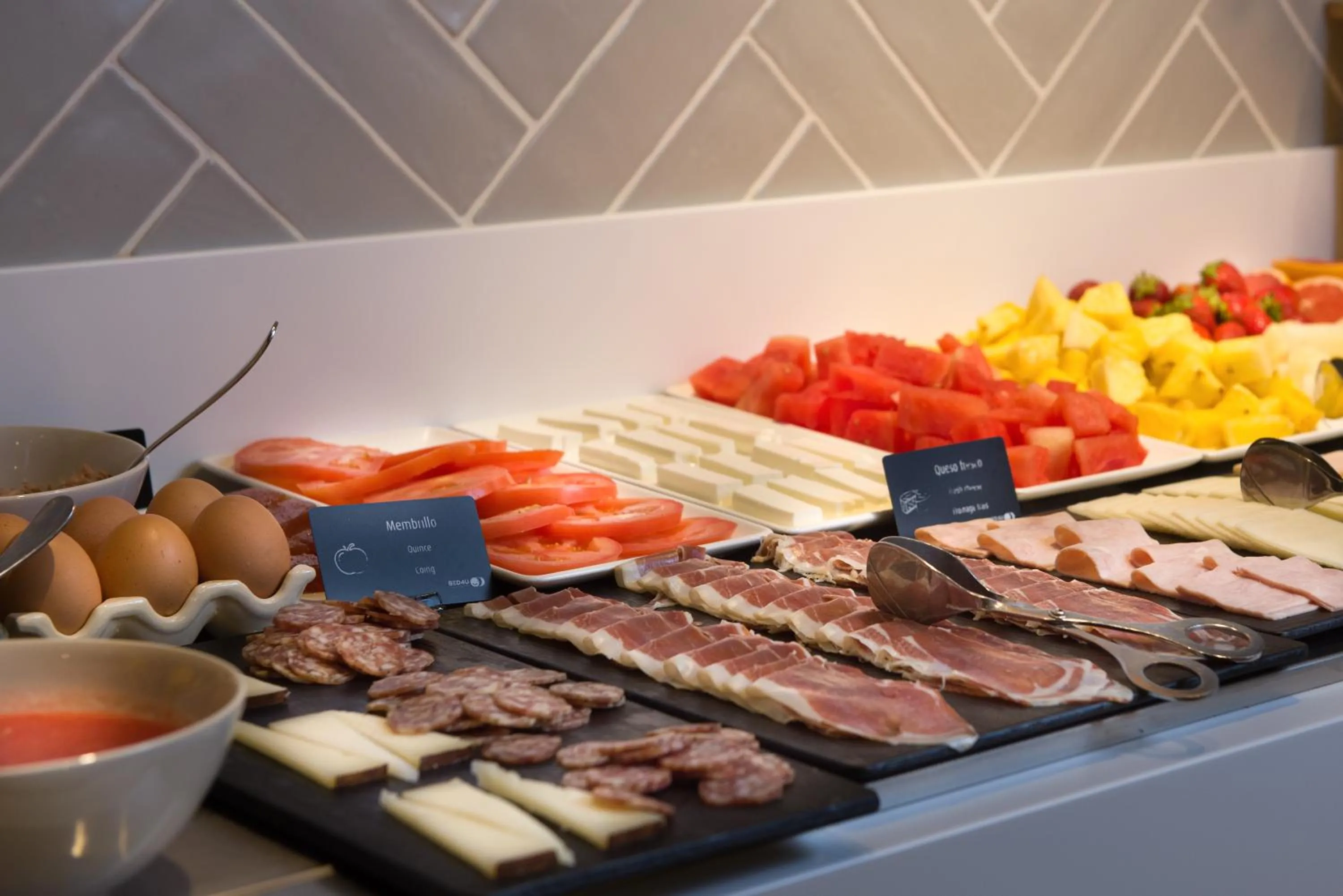 Breakfast in voco Bilbao - City by IHG