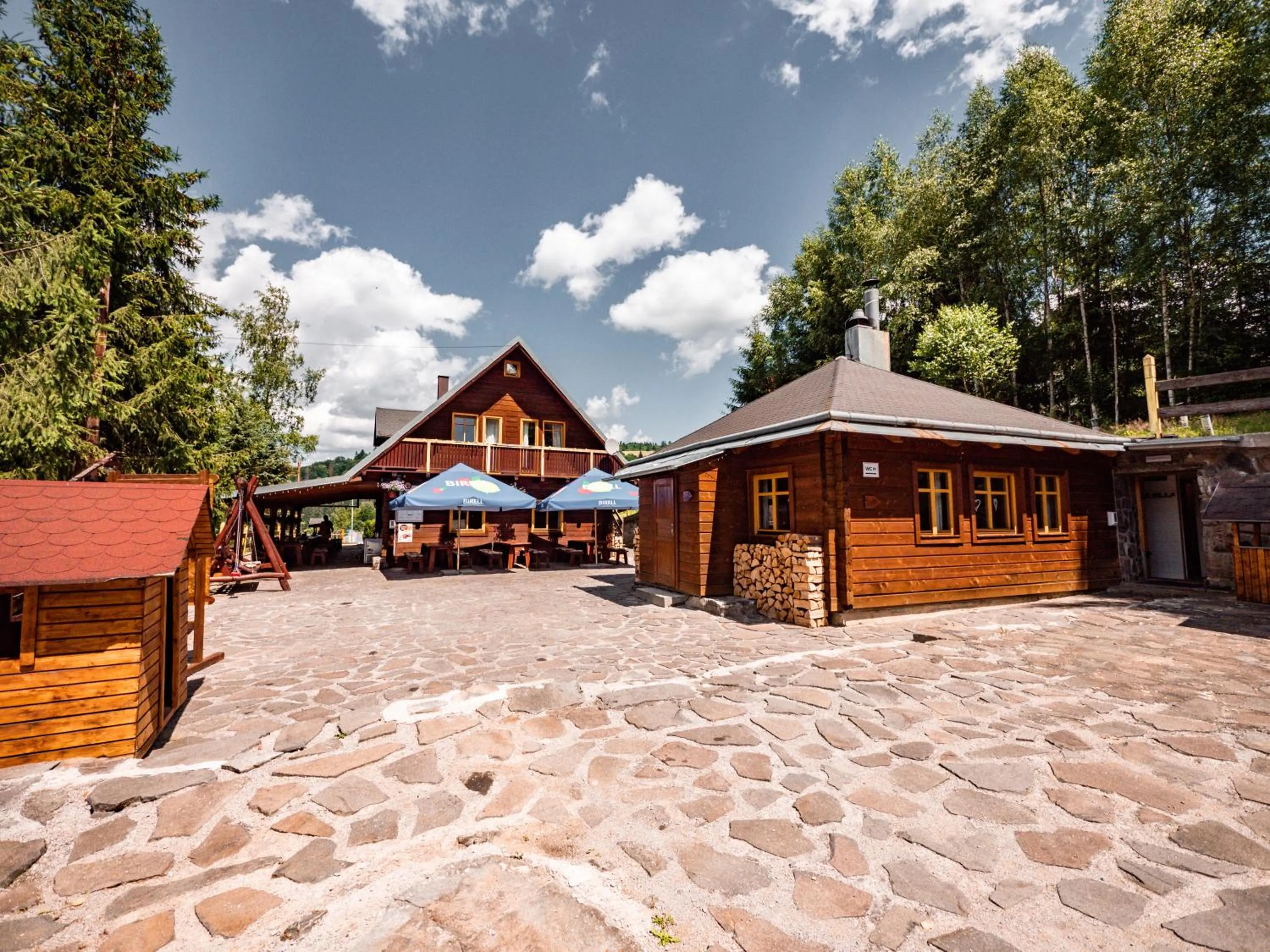 Day in SKI CIERNY BALOG