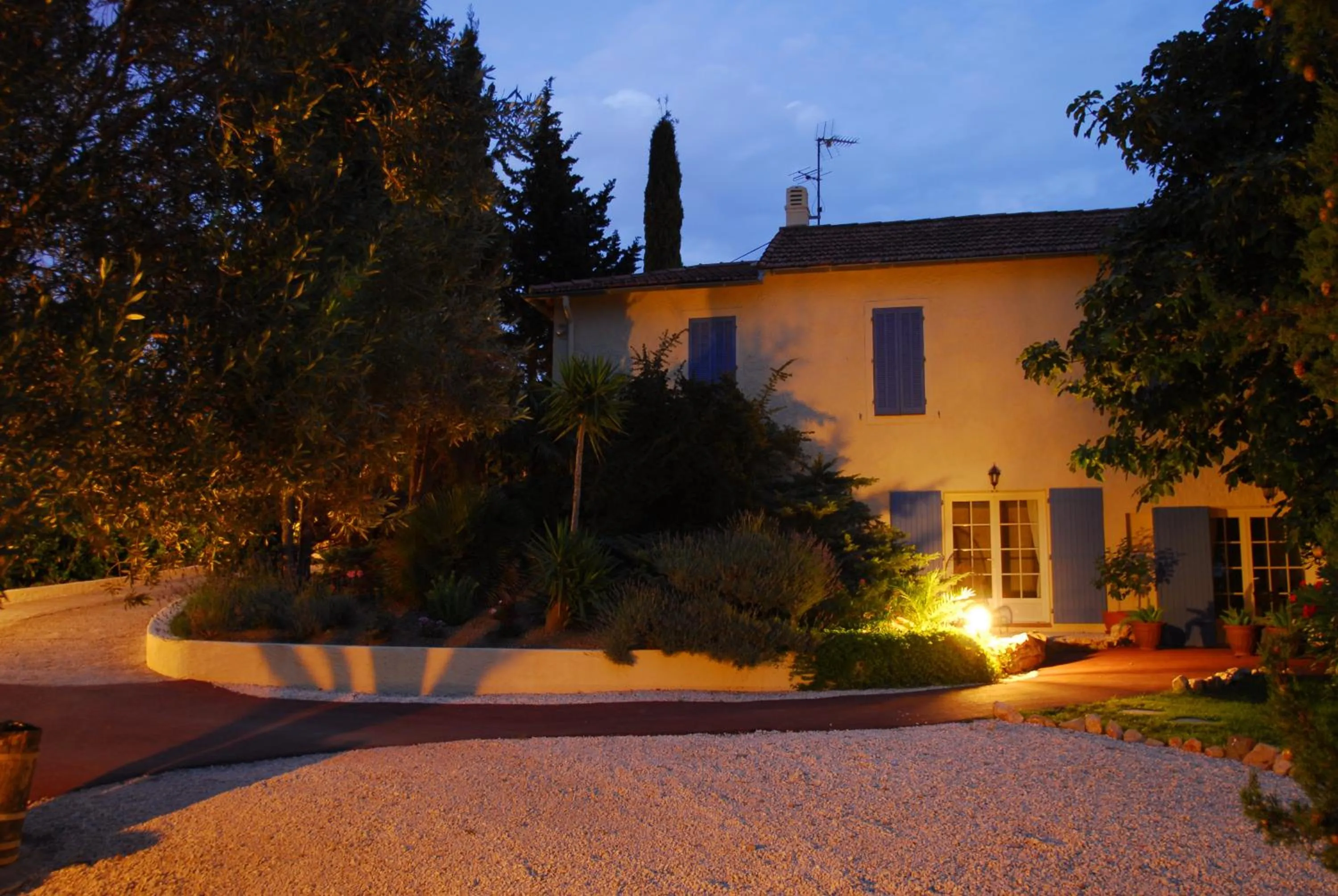 Property building in La Bastide de Font Clarette
