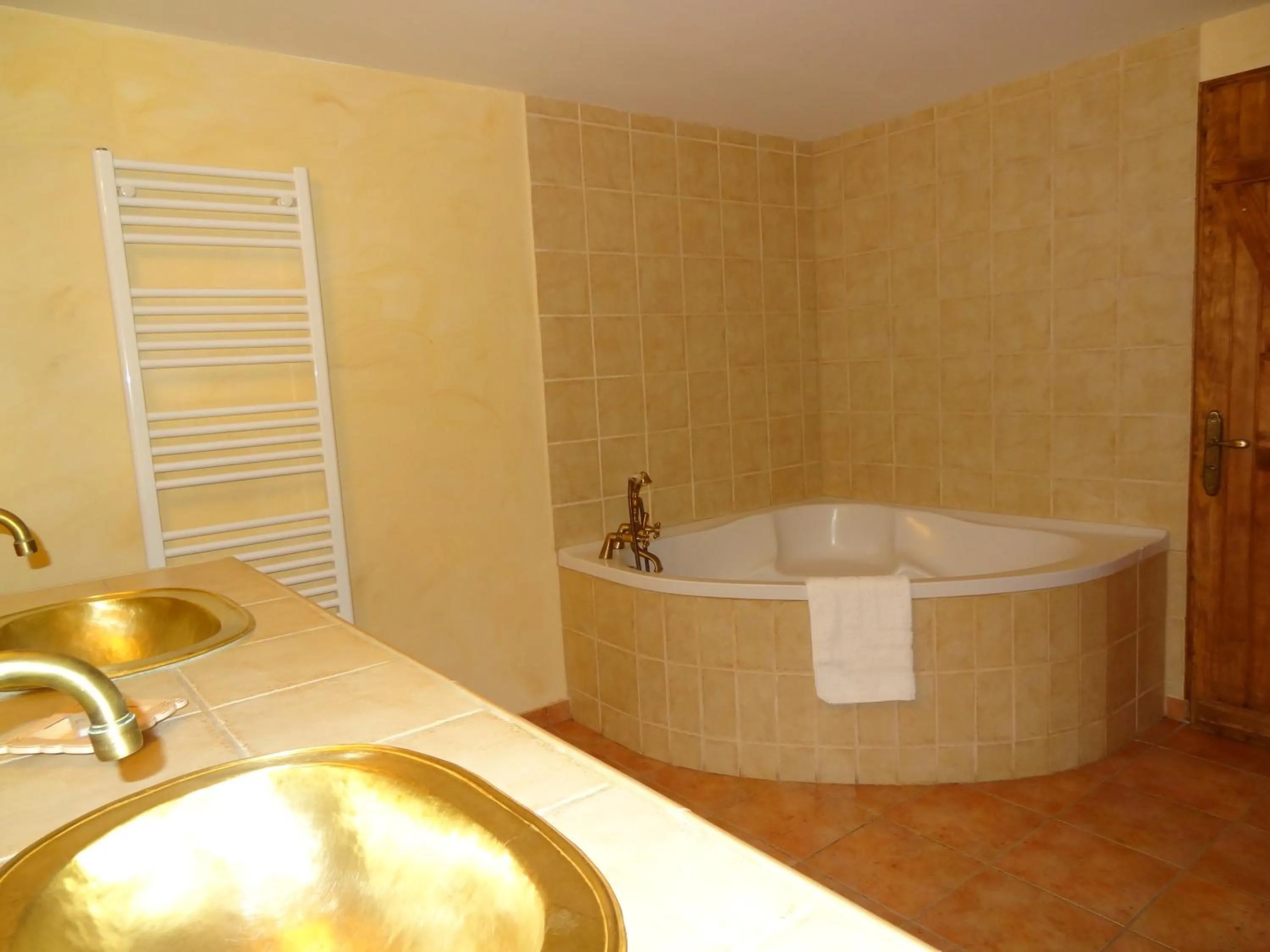 Bathroom in La Bastide de Font Clarette