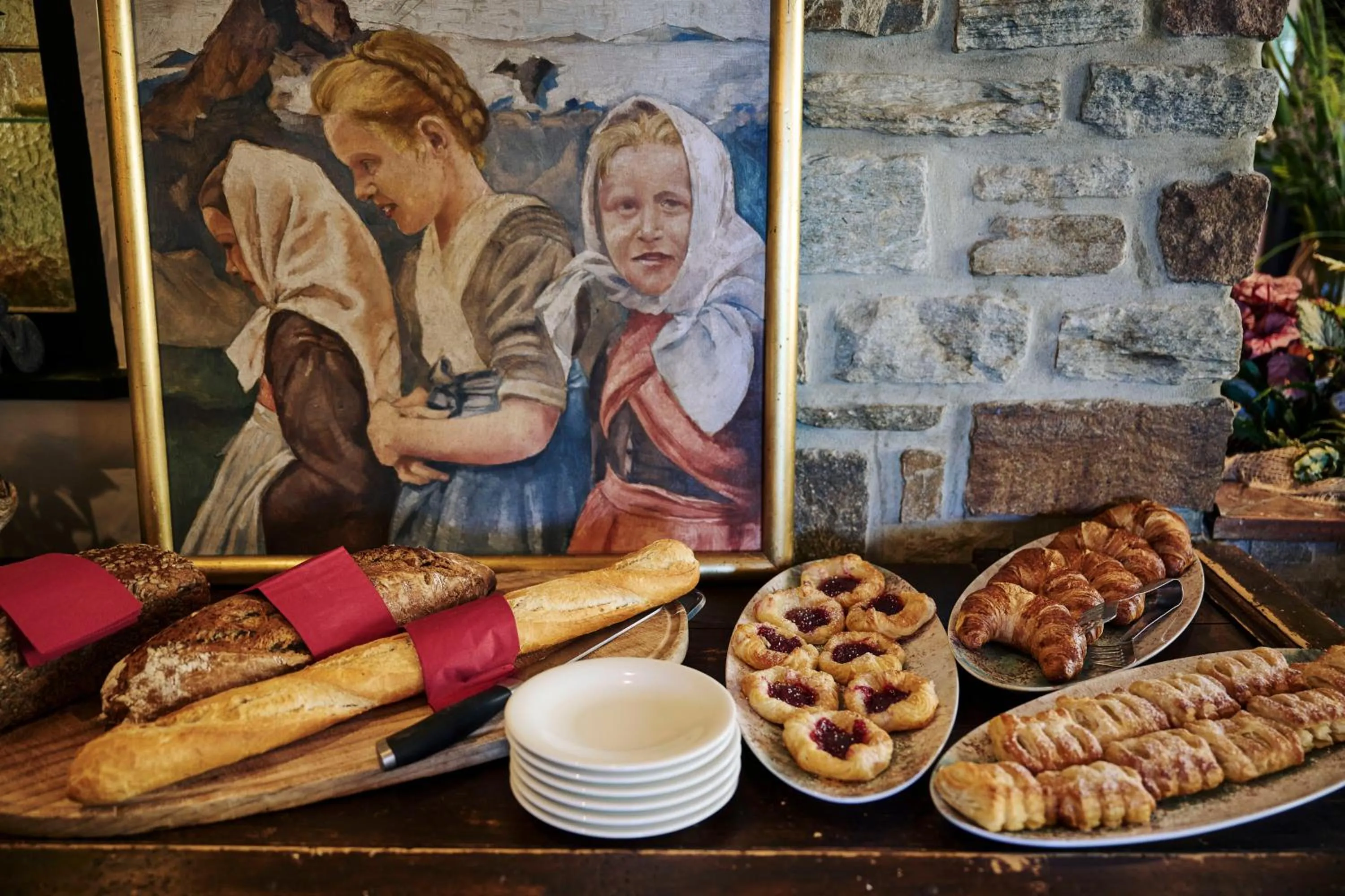 Restaurant/places to eat in Arlberg Stuben - das kleine, feine Hotel