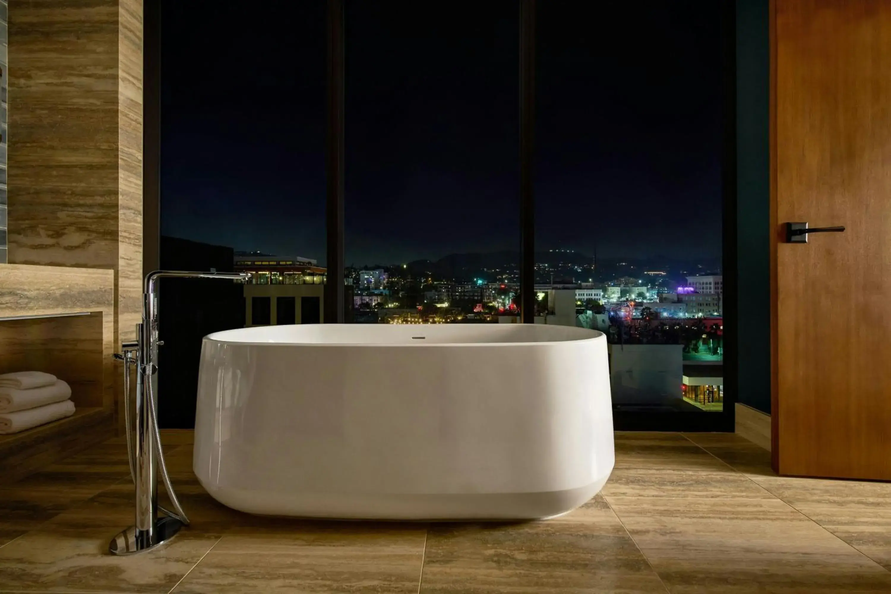 Bathroom in The Hollywood Grande, Autograph Collection Bathroom in The Hollywood Grande, Autograph Collection