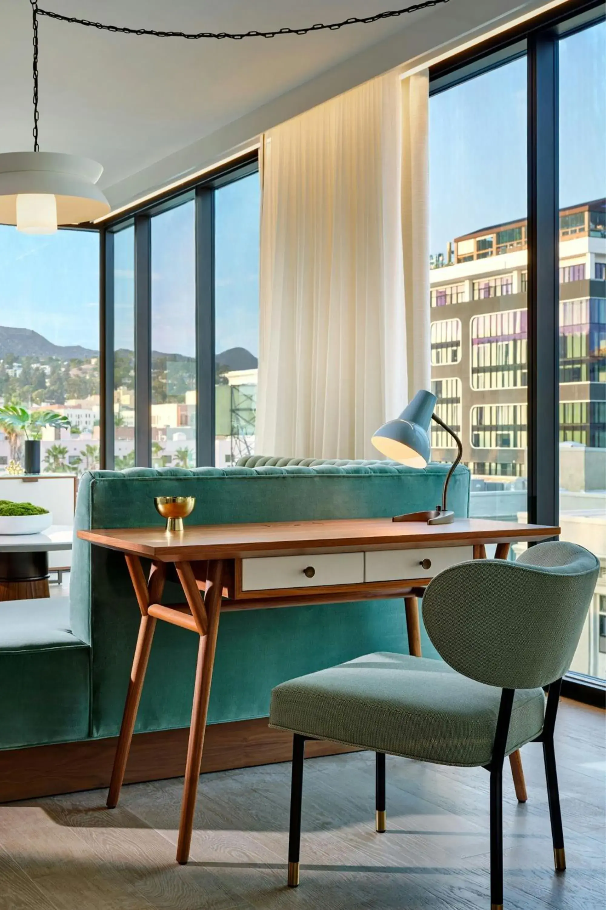 Photo of the whole room in The Hollywood Grande, Autograph Collection Photo of the whole room in The Hollywood Grande, Autograph Collection