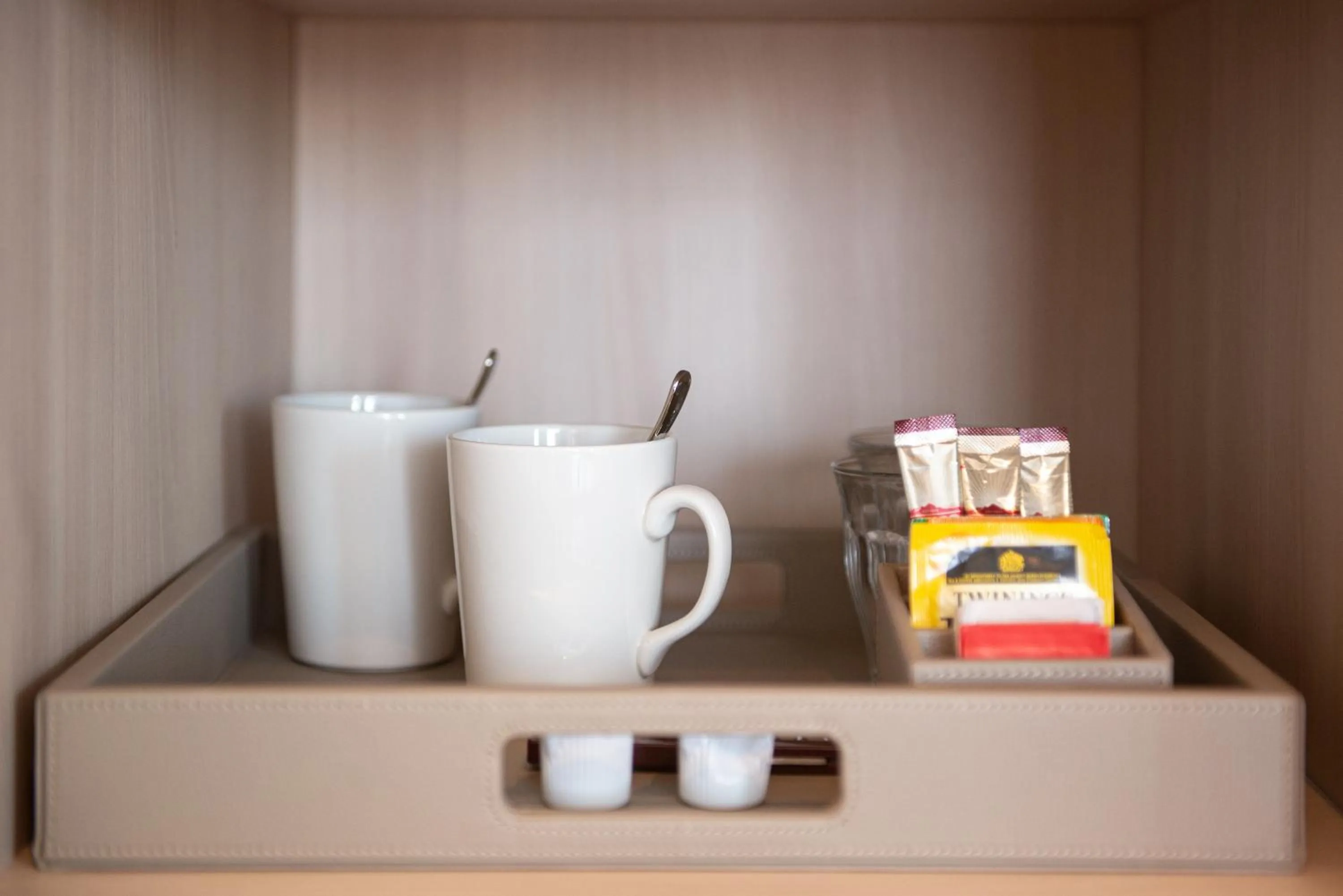 Coffee/tea facilities in Hyatt Place London City East