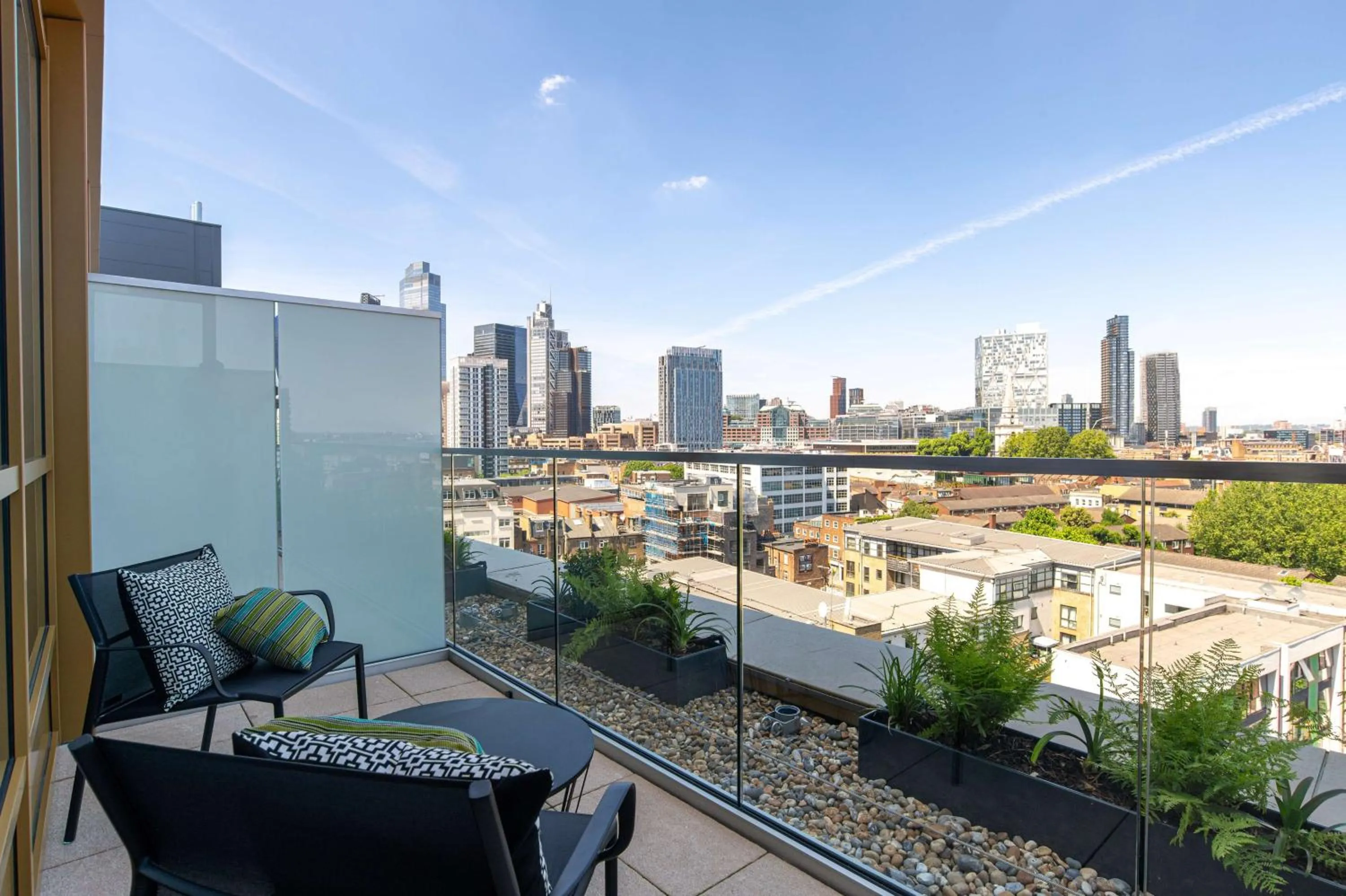 Photo of the whole room in Hyatt Place London City East