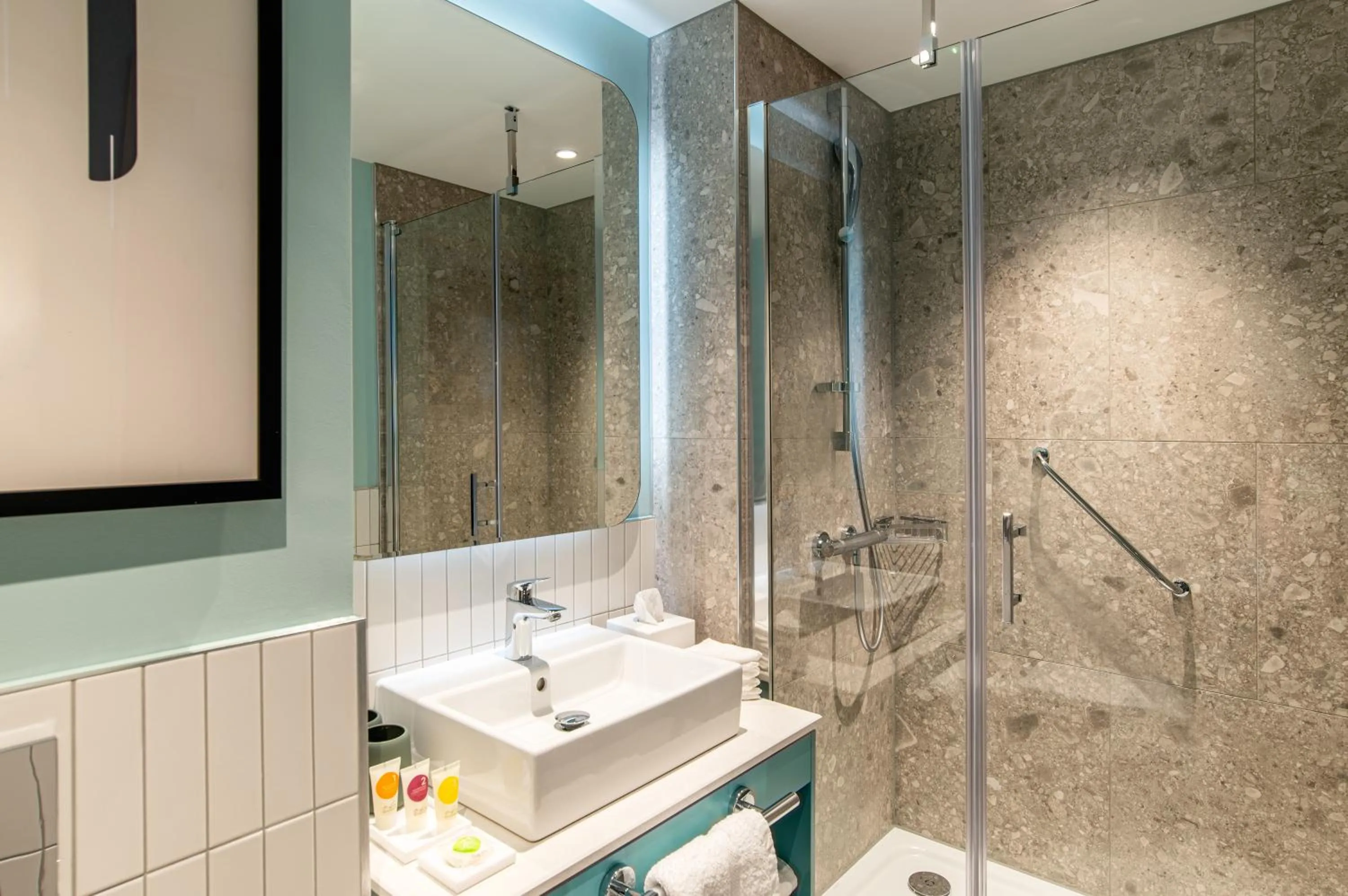 Bathroom in Hyatt Place London City East