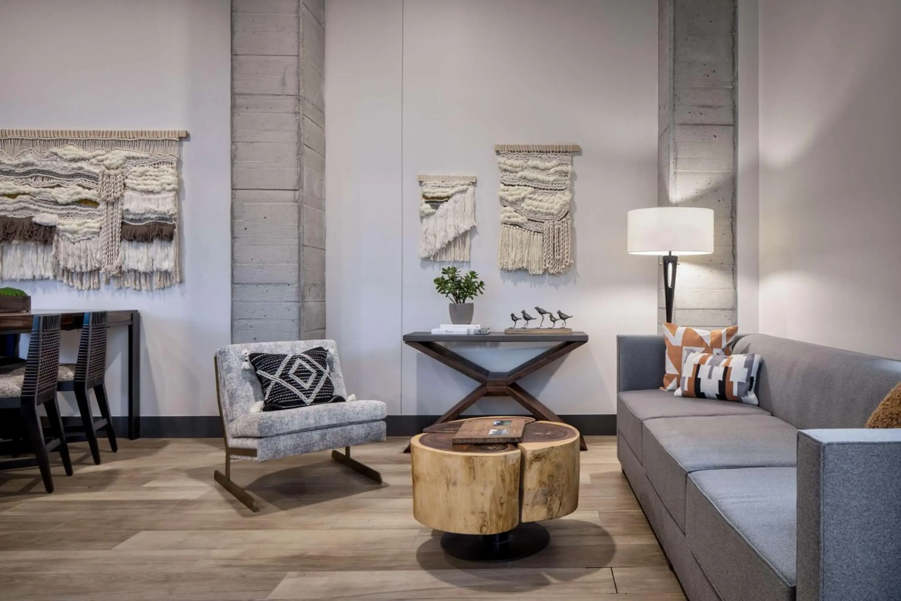 Lounge or bar in Hyatt House Denver Aurora Anschutz Medical Campus Lounge or bar in Hyatt House Denver Aurora Anschutz Medical Campus