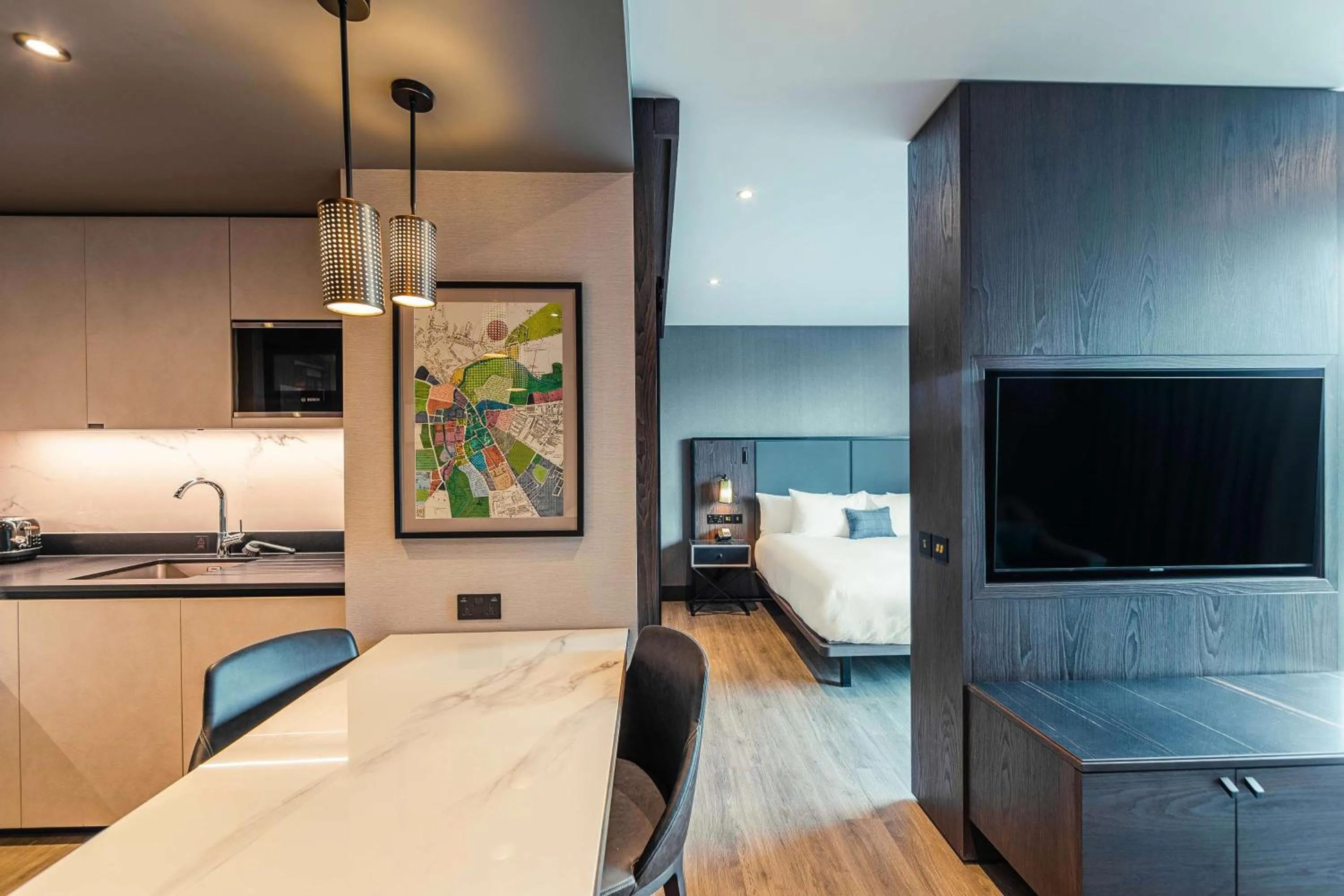 Bedroom in The Fellows House Cambridge, Curio Collection By Hilton