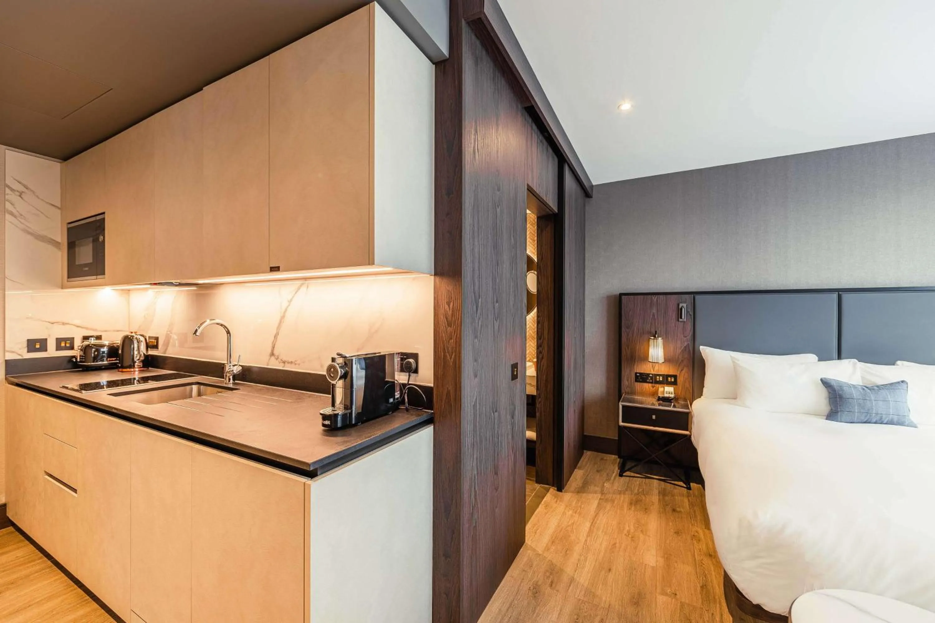 Kitchen or kitchenette in The Fellows House Cambridge, Curio Collection By Hilton