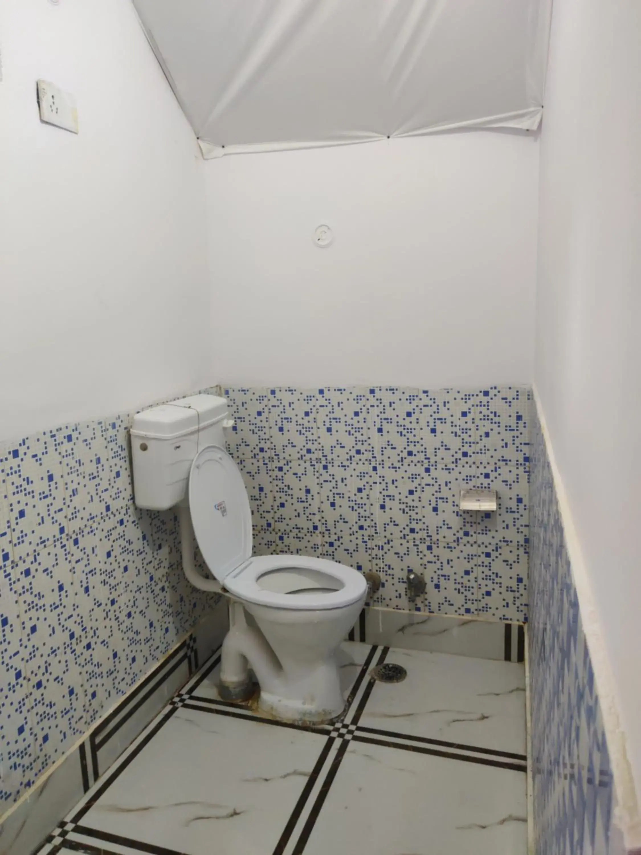 Bathroom in H7Stay Luxury Cottages And Camps, Rishikesh Bathroom in H7Stay Luxury Cottages And Camps, Rishikesh