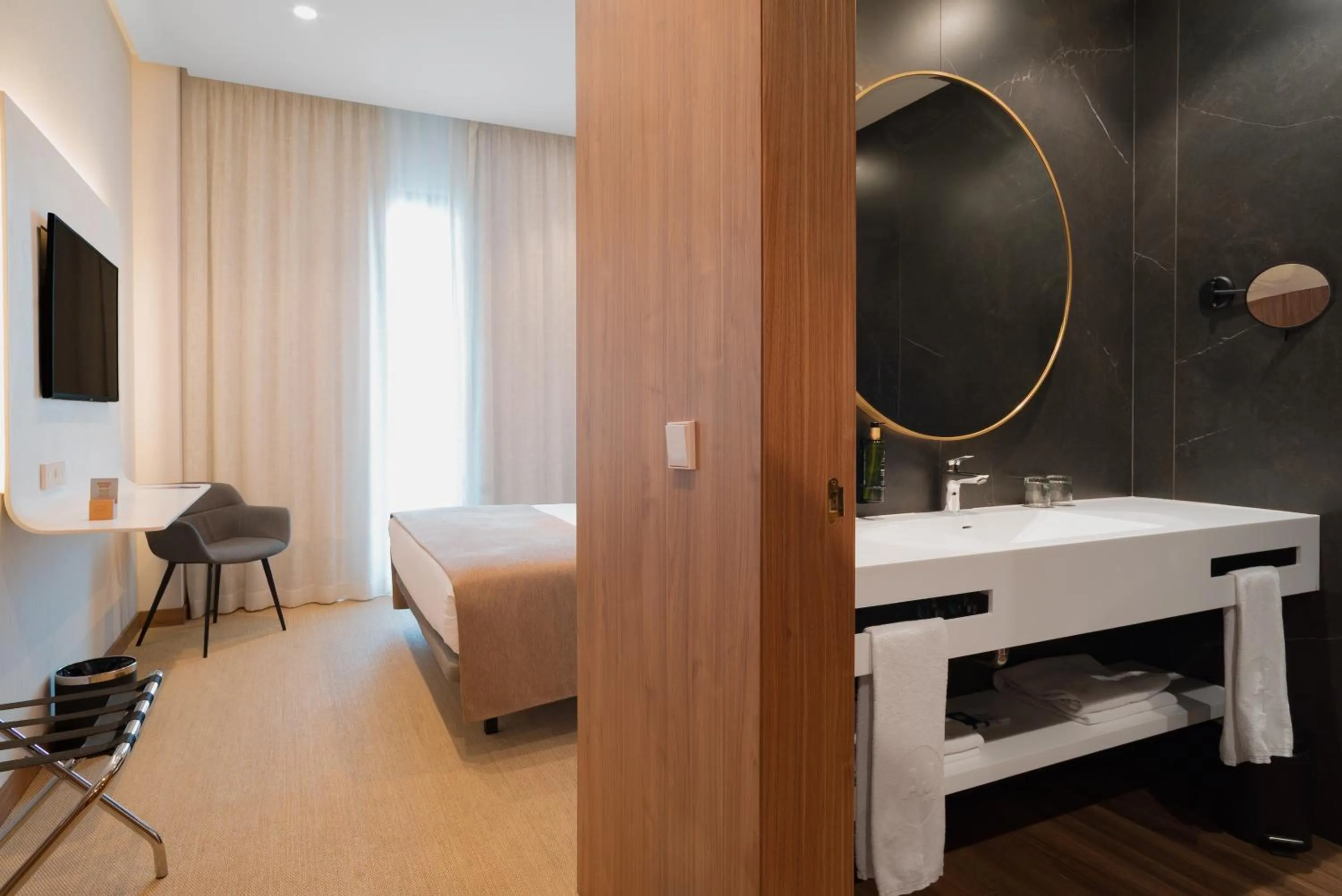 Photo of the whole room in AJ Gran Alacant by SH Hoteles