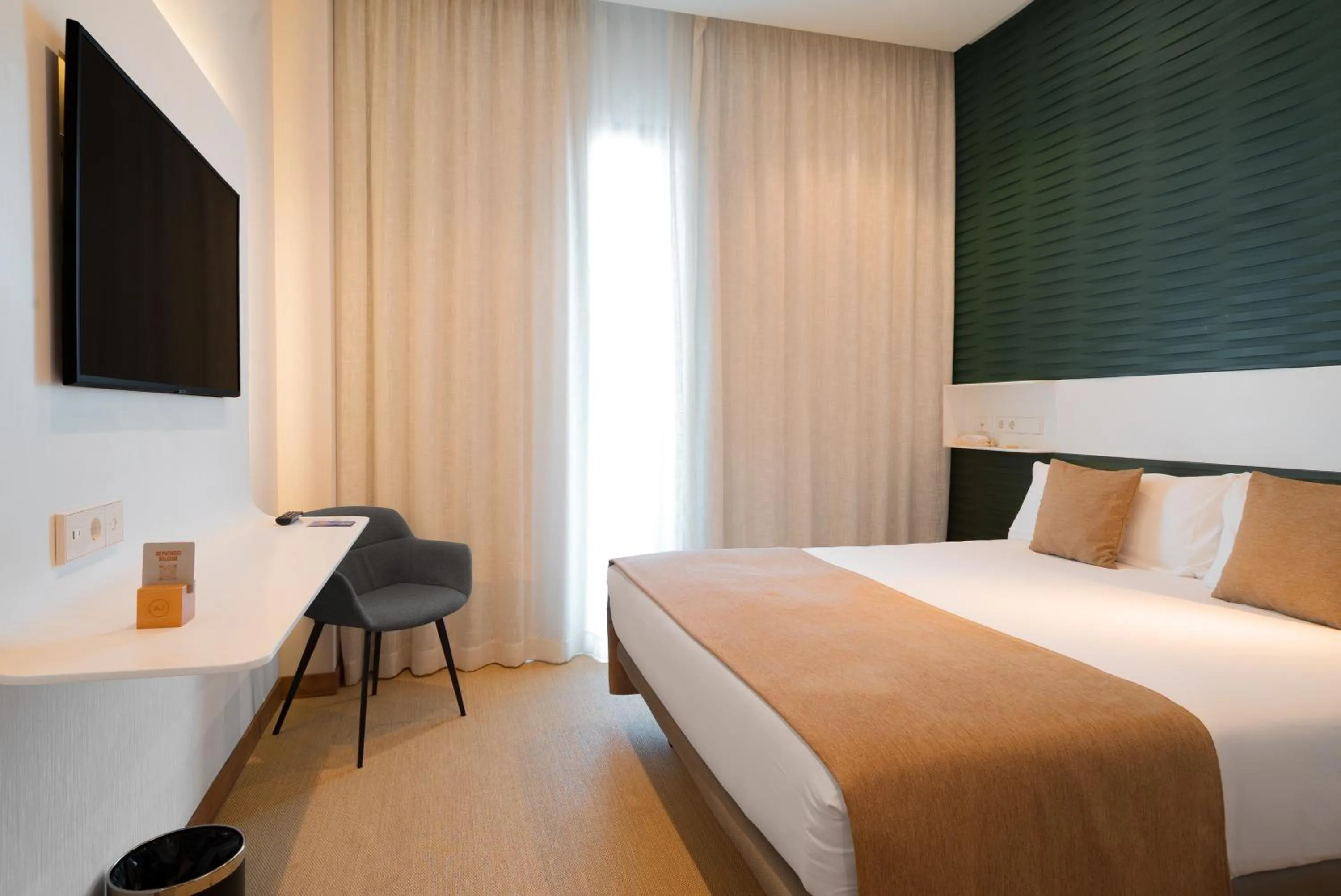 Bed in AJ Gran Alacant by SH Hoteles