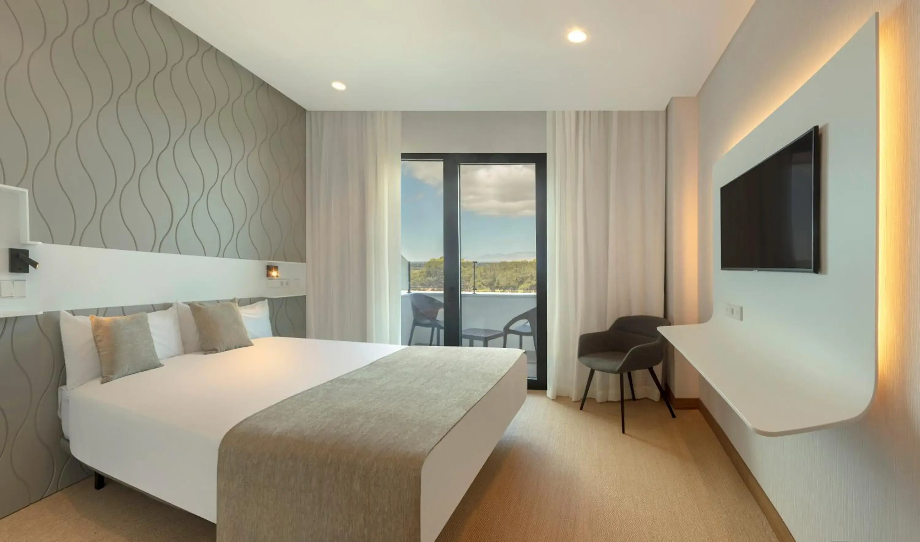 Bed in AJ Gran Alacant by SH Hoteles Bed in AJ Gran Alacant by SH Hoteles