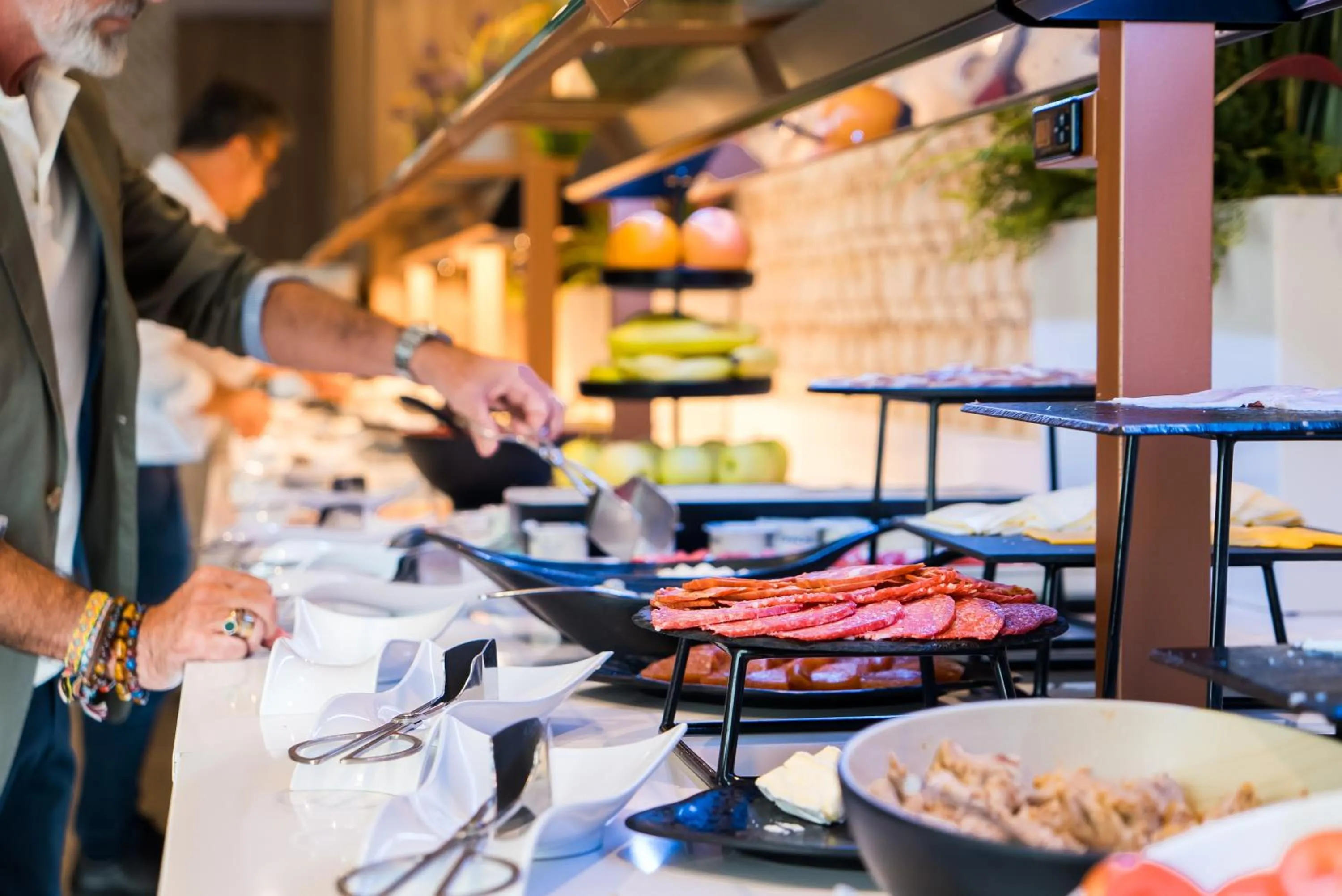 Breakfast in AJ Gran Alacant by SH Hoteles