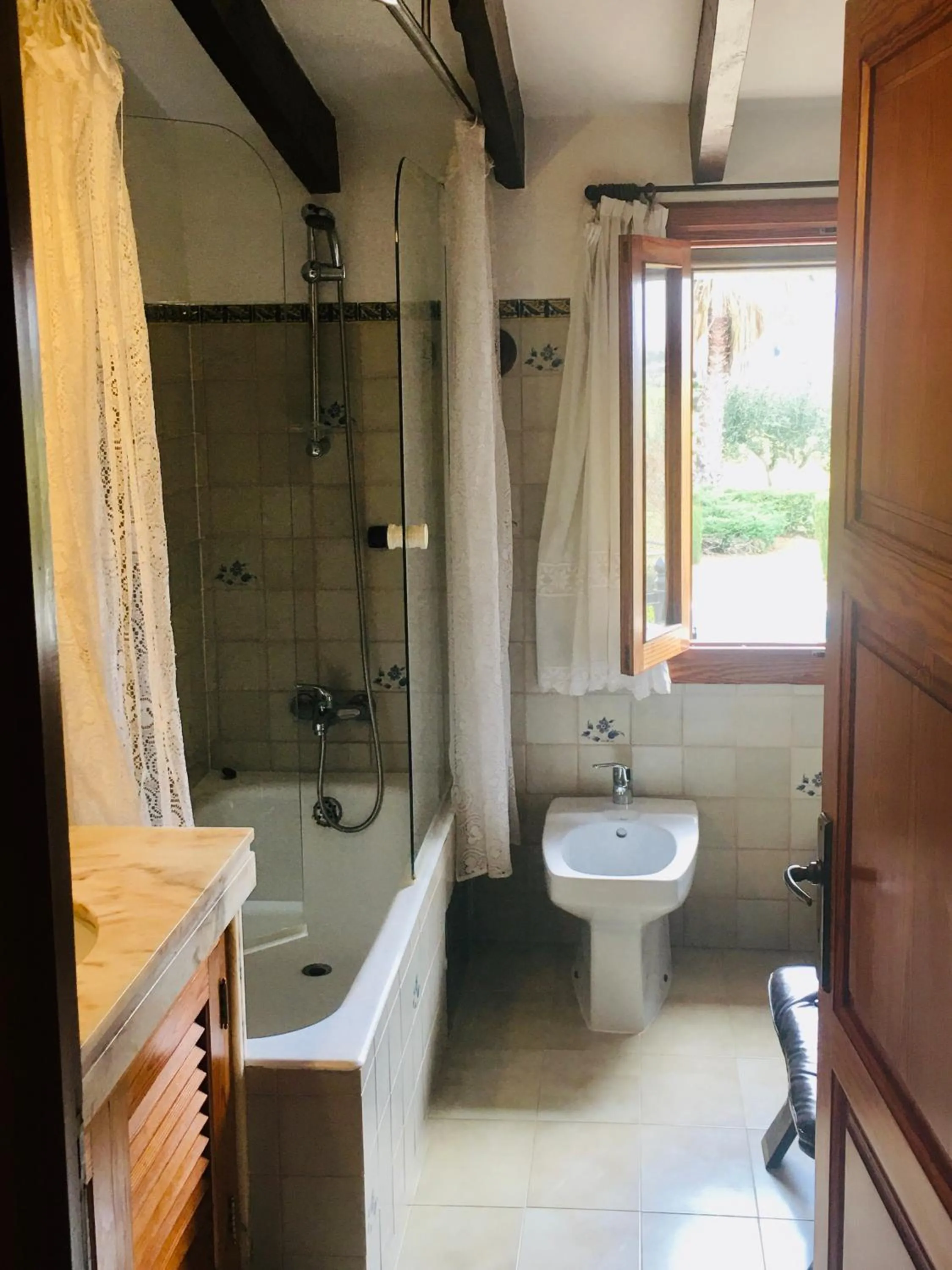 Bathroom in LA VINYA GRAN