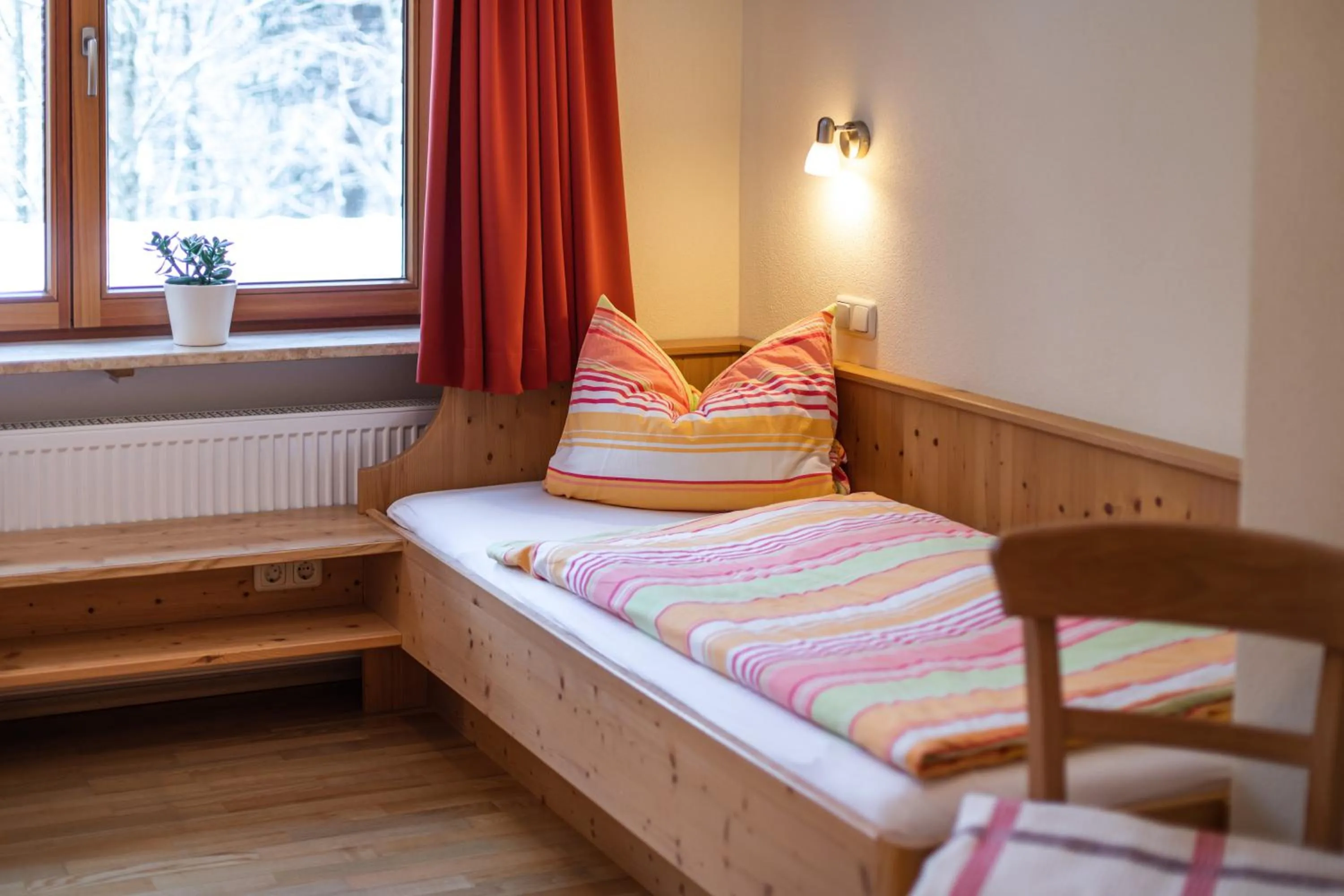 Bed in Berggasthaus Steinberg-Alm inkl. Chiemgaukarte