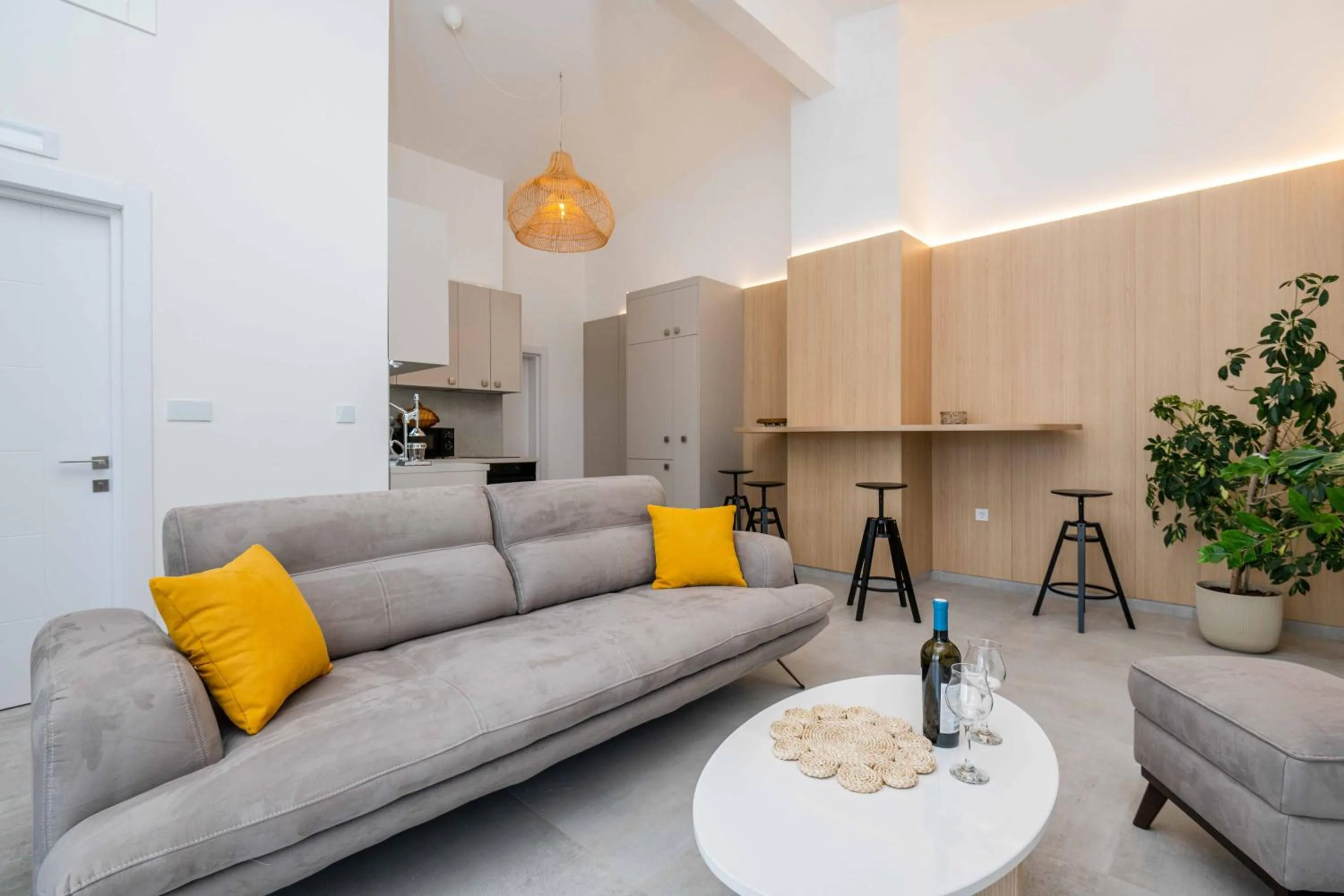 Kitchen or kitchenette in President Bungalows and Apartments