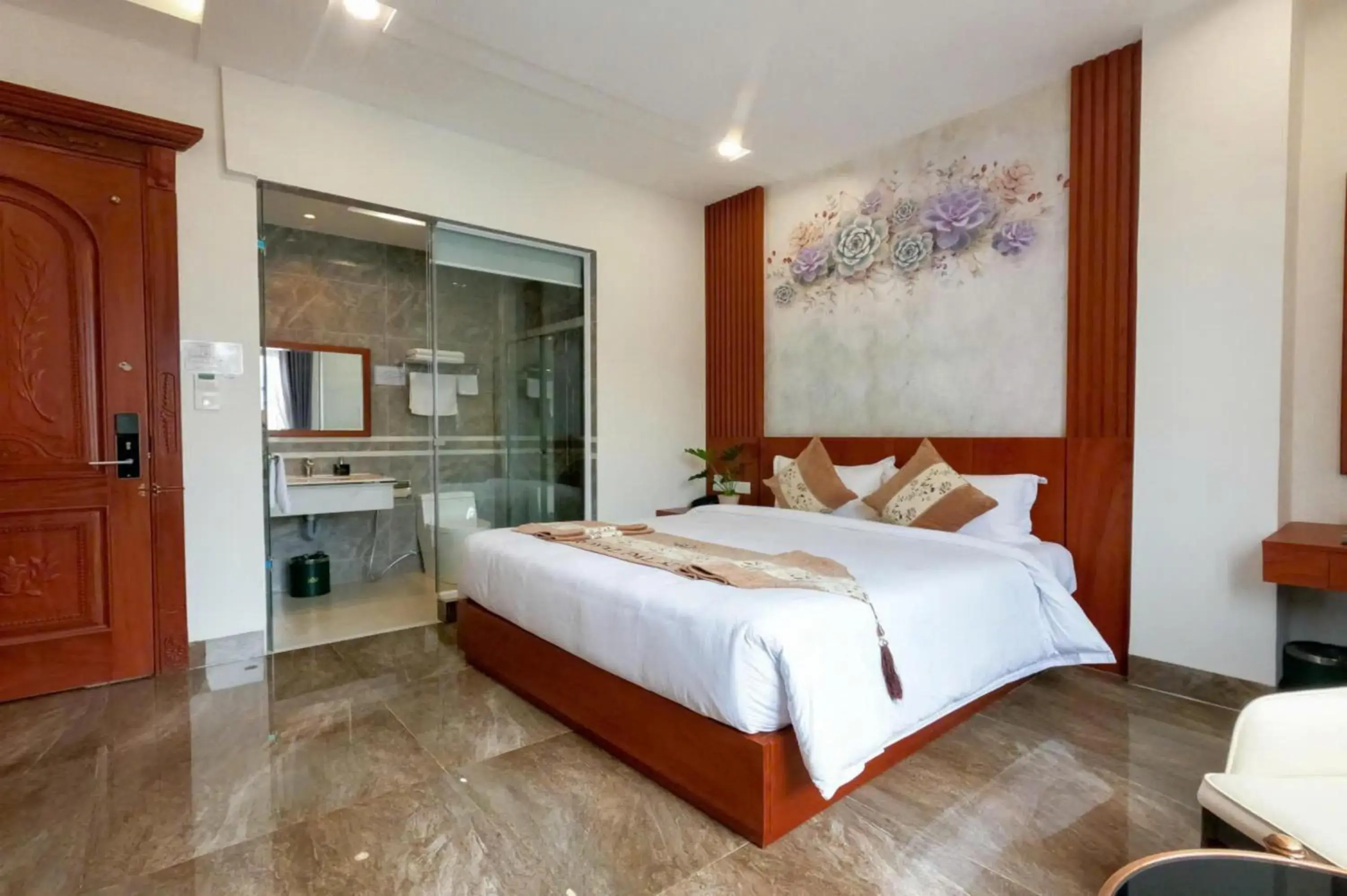 Bed in Royal Palace Bed in Royal Palace