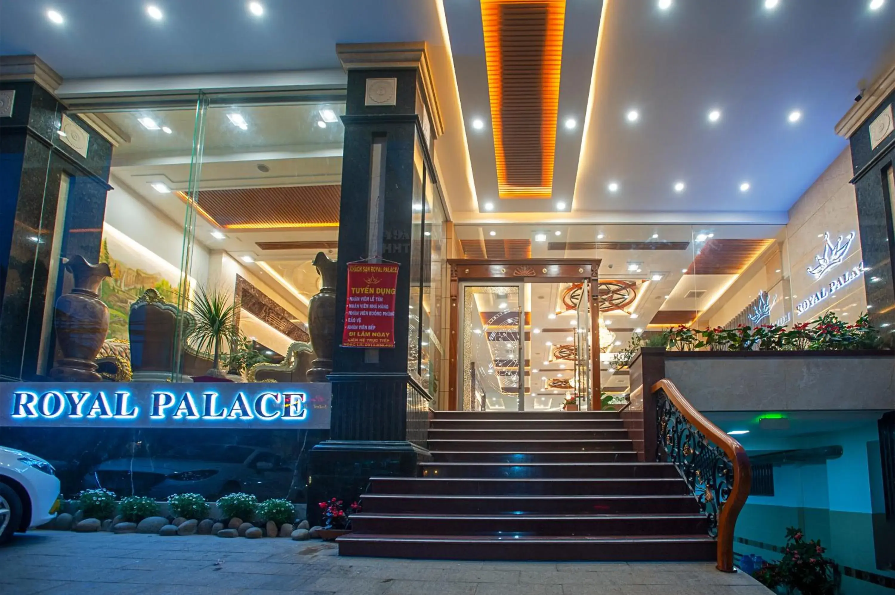 Facade/entrance in Royal Palace Facade/entrance in Royal Palace