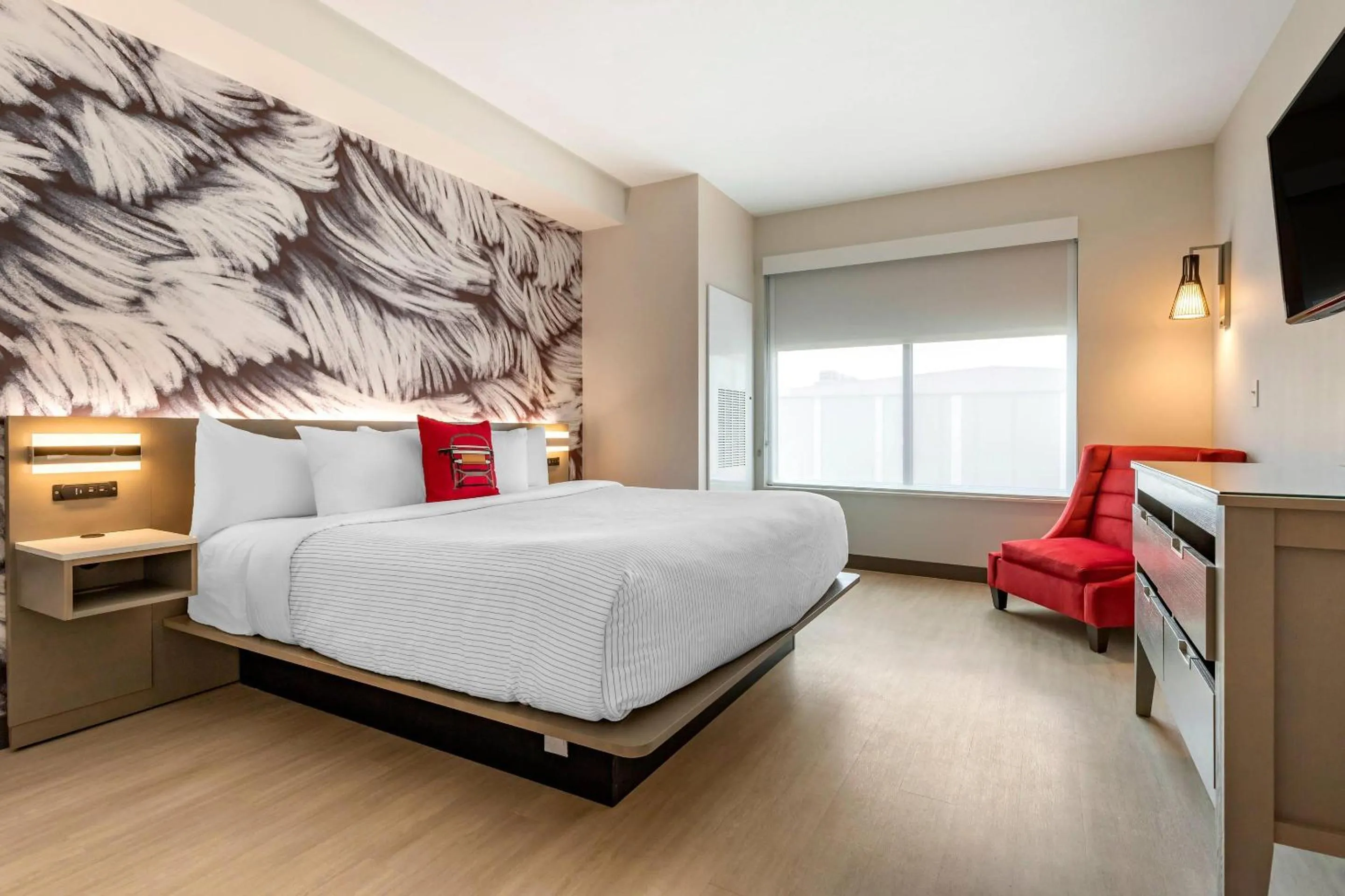 Bedroom, Bed in Cambria Hotel Rock Hill - University Center