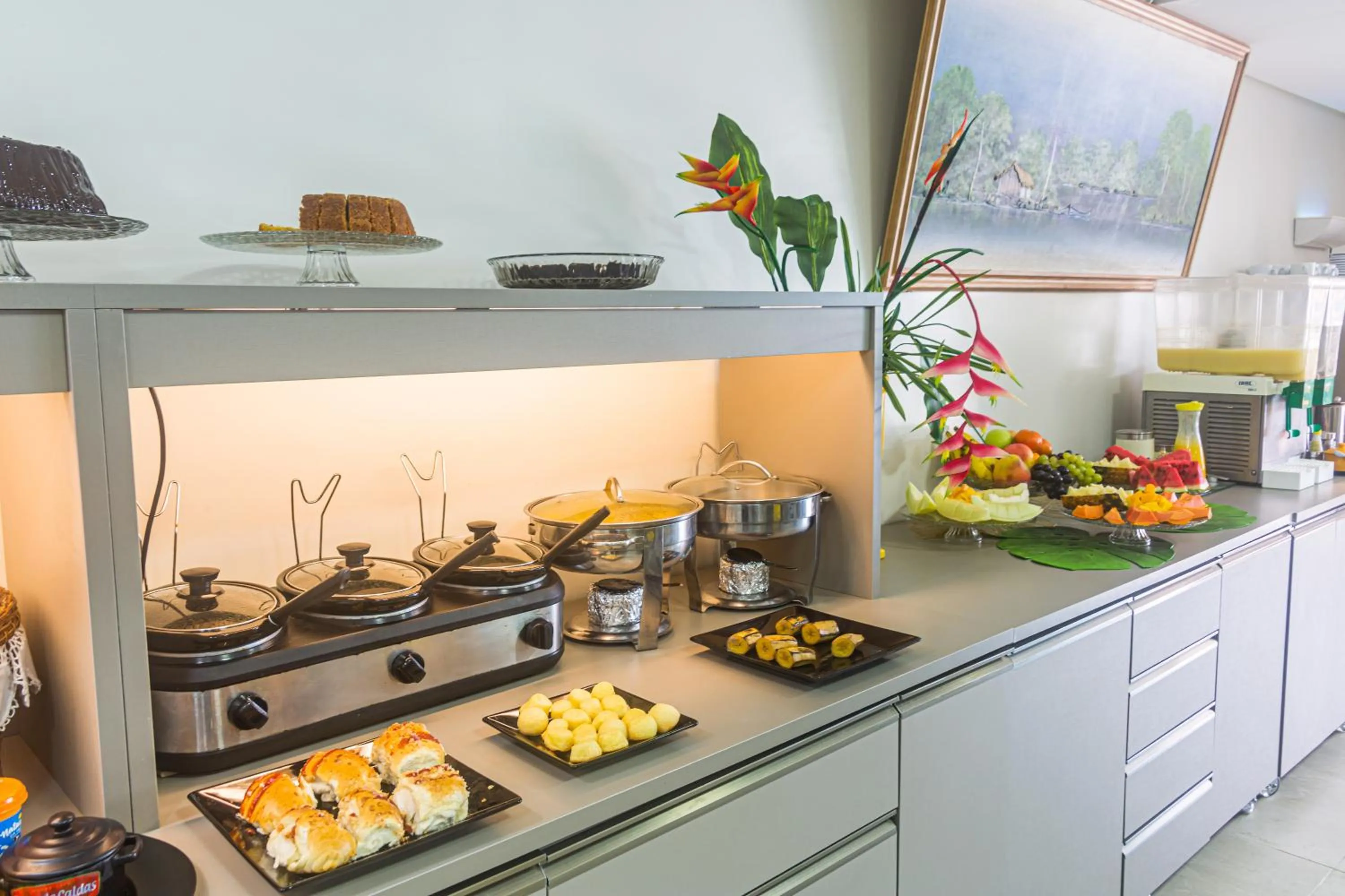 Food and drinks in Pousada Maanaim Porto