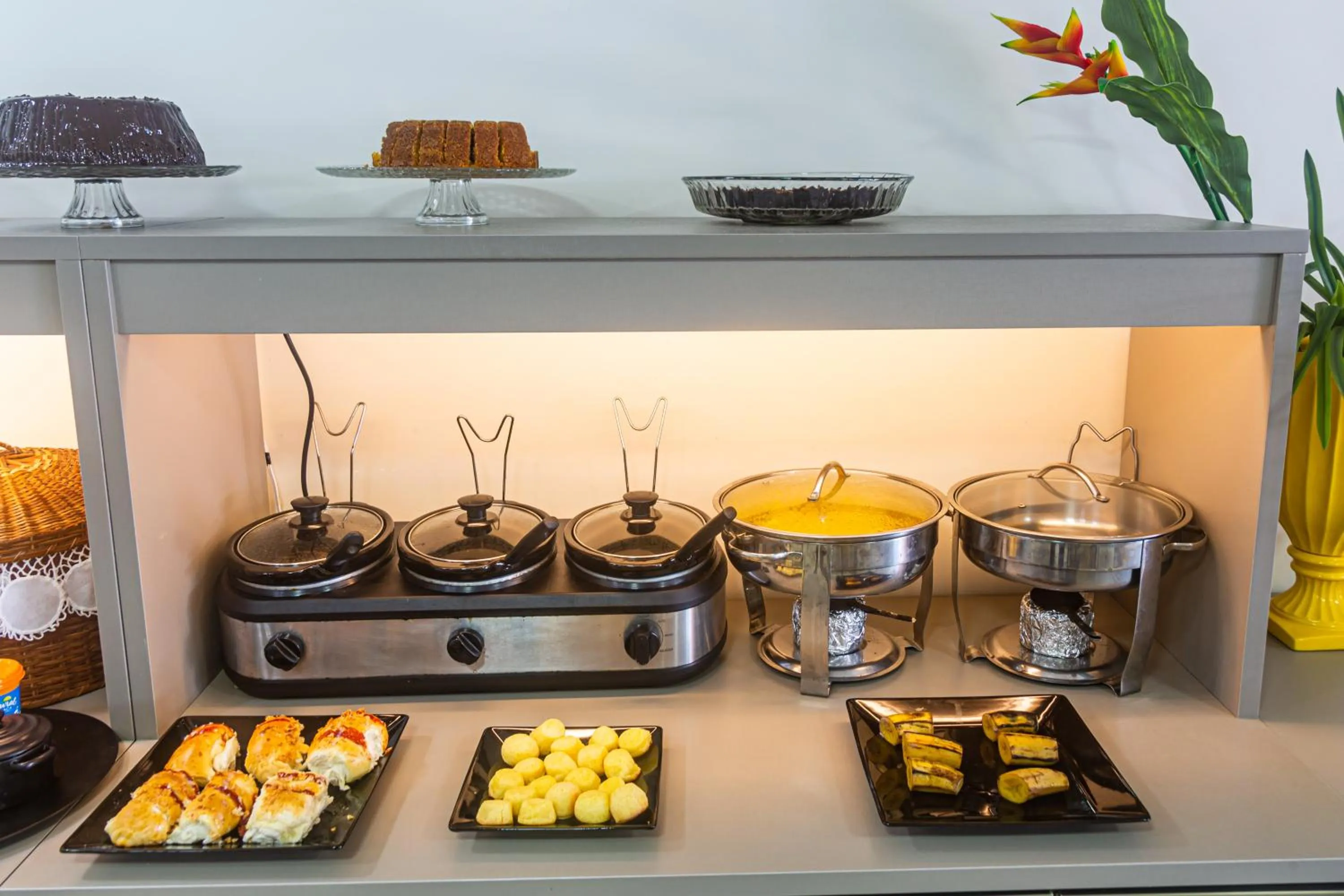 Breakfast in Pousada Maanaim Porto