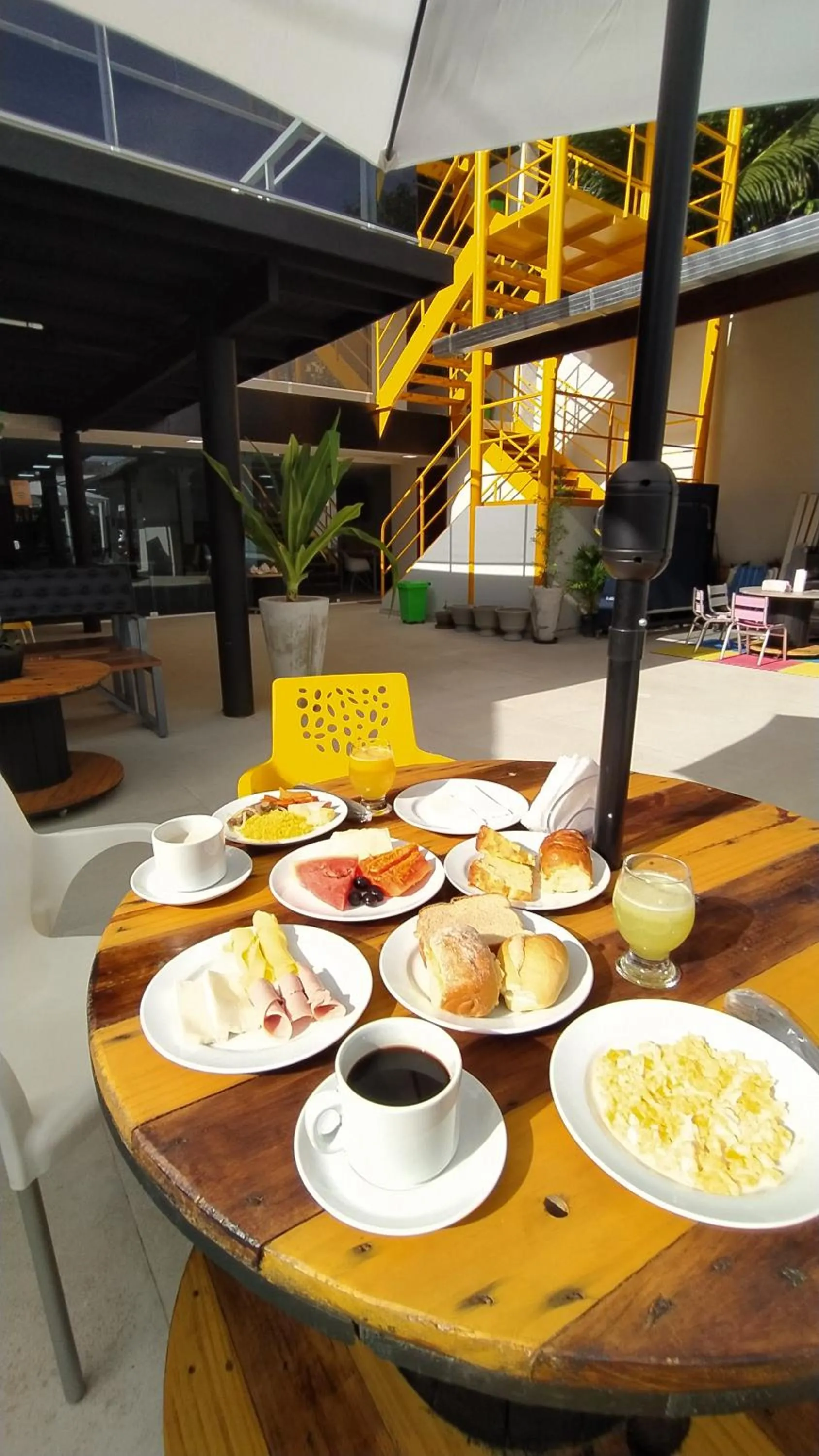 Food and drinks in Pousada Maanaim Porto